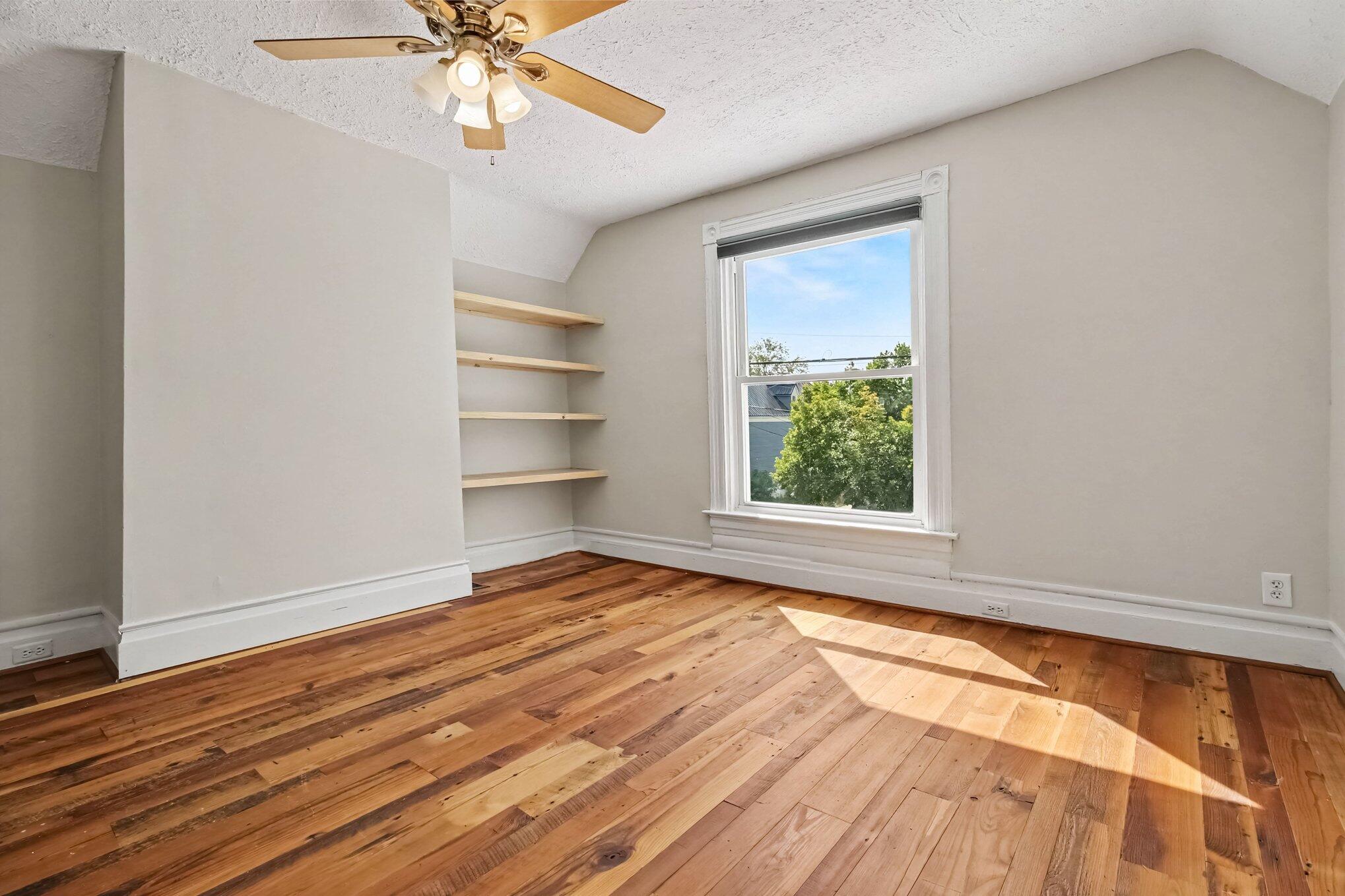 119 Ward Avenue Property Photo 13