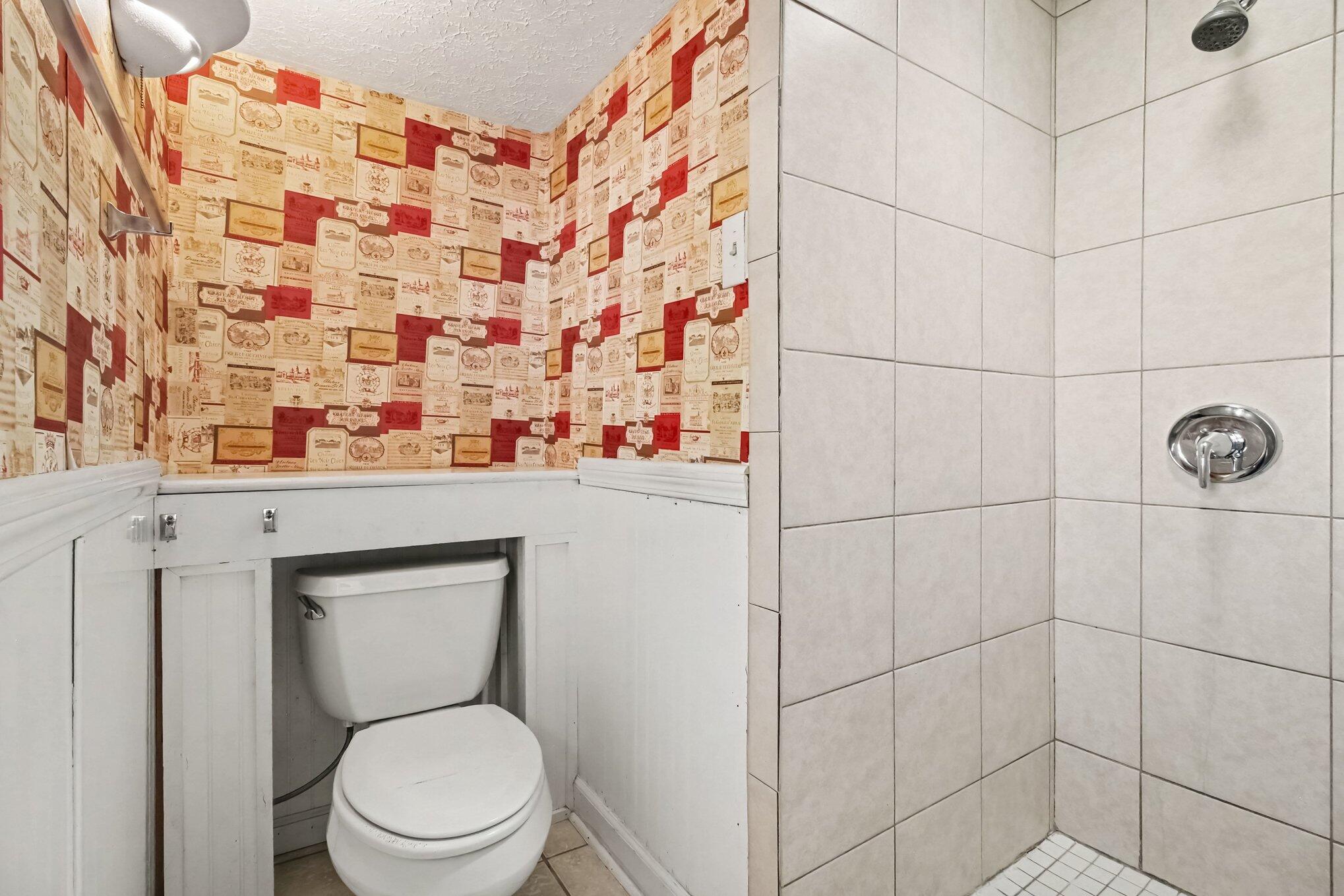 119 Ward Avenue Property Photo 18