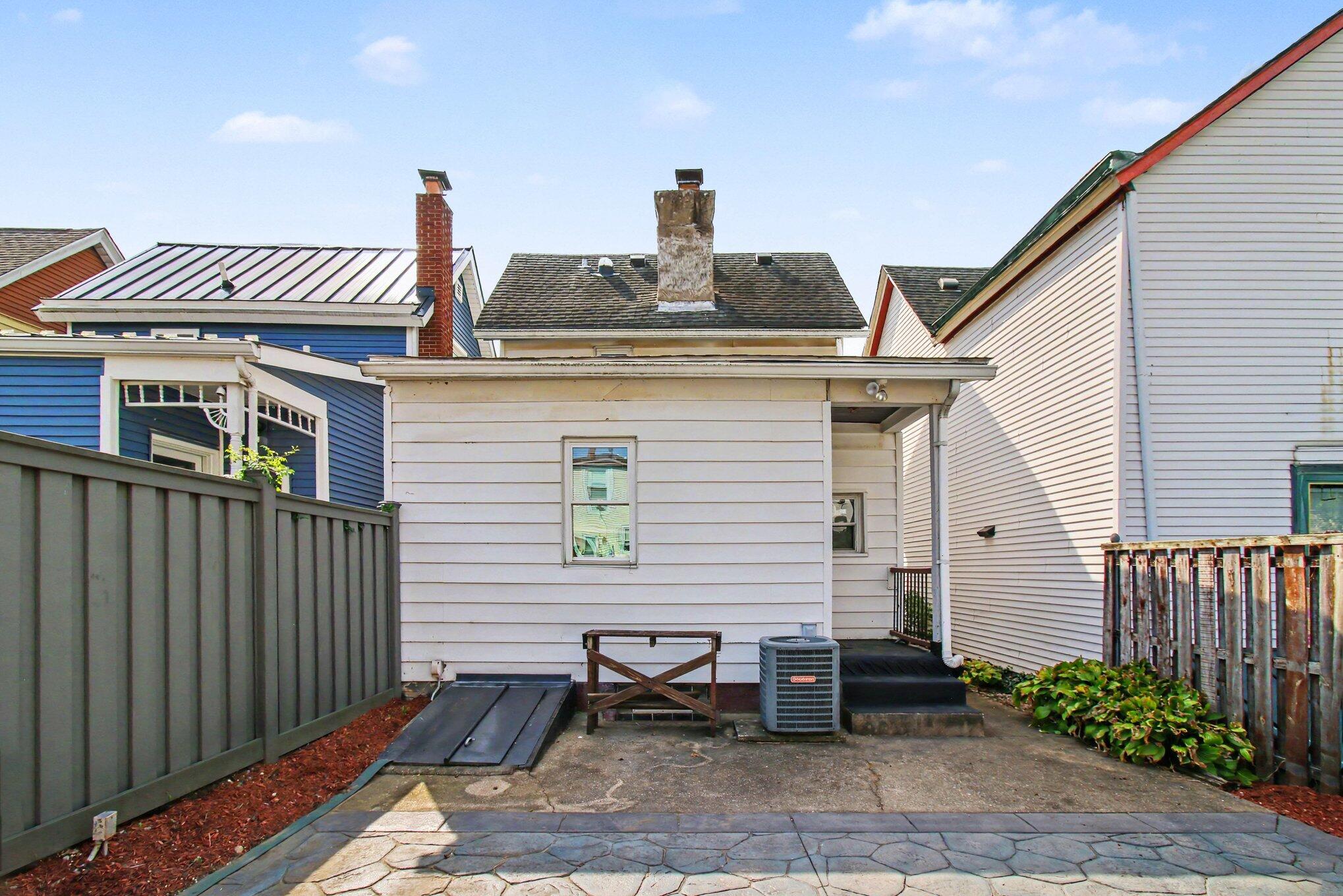 119 Ward Avenue Property Photo 20
