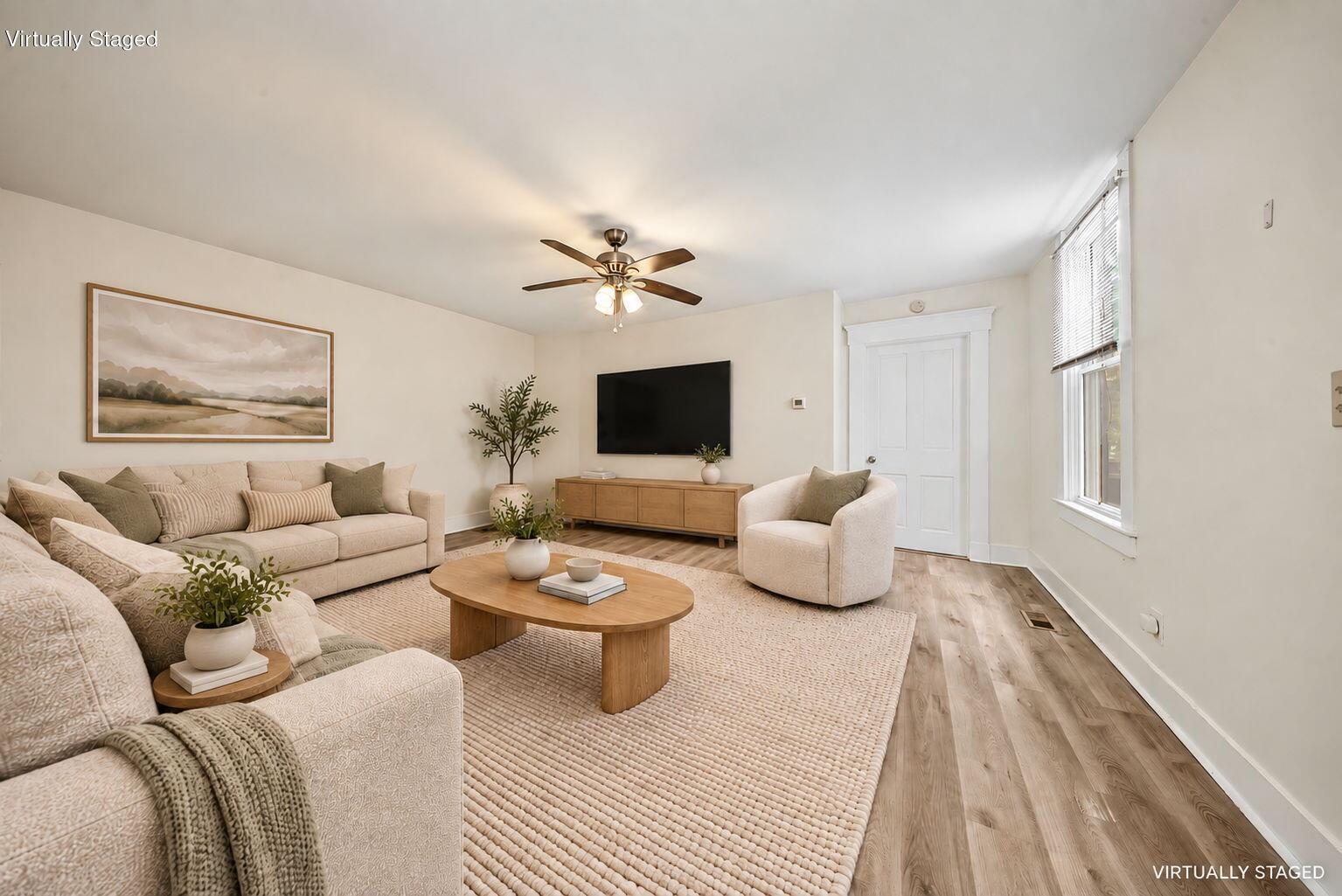 834 Perry Street Property Photo 3