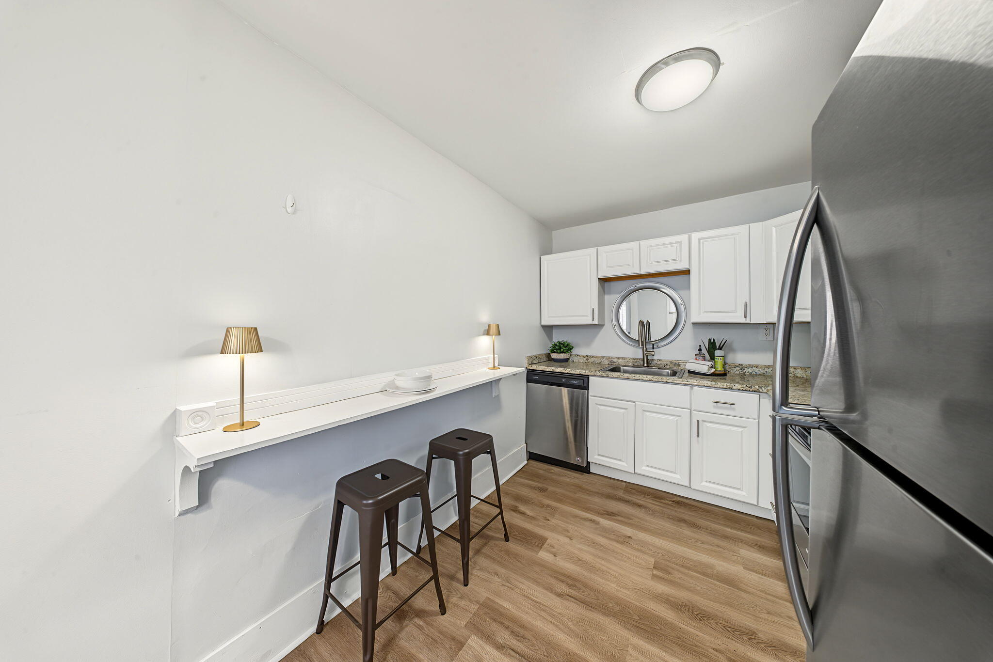 834 Perry Street Property Photo 8