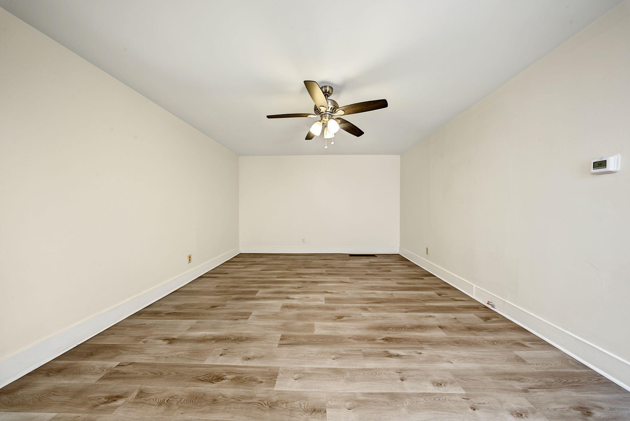 834 Perry Street Property Photo 19