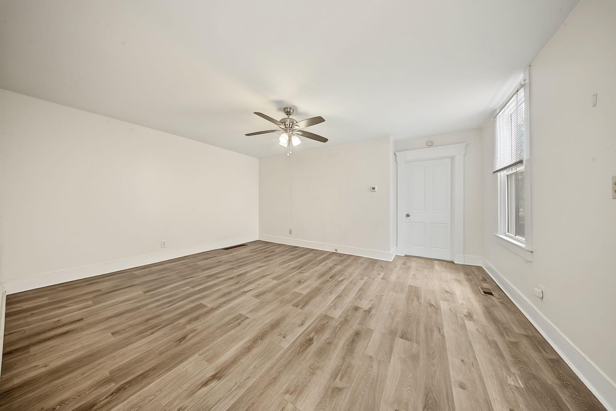 834 Perry Street Property Photo 21