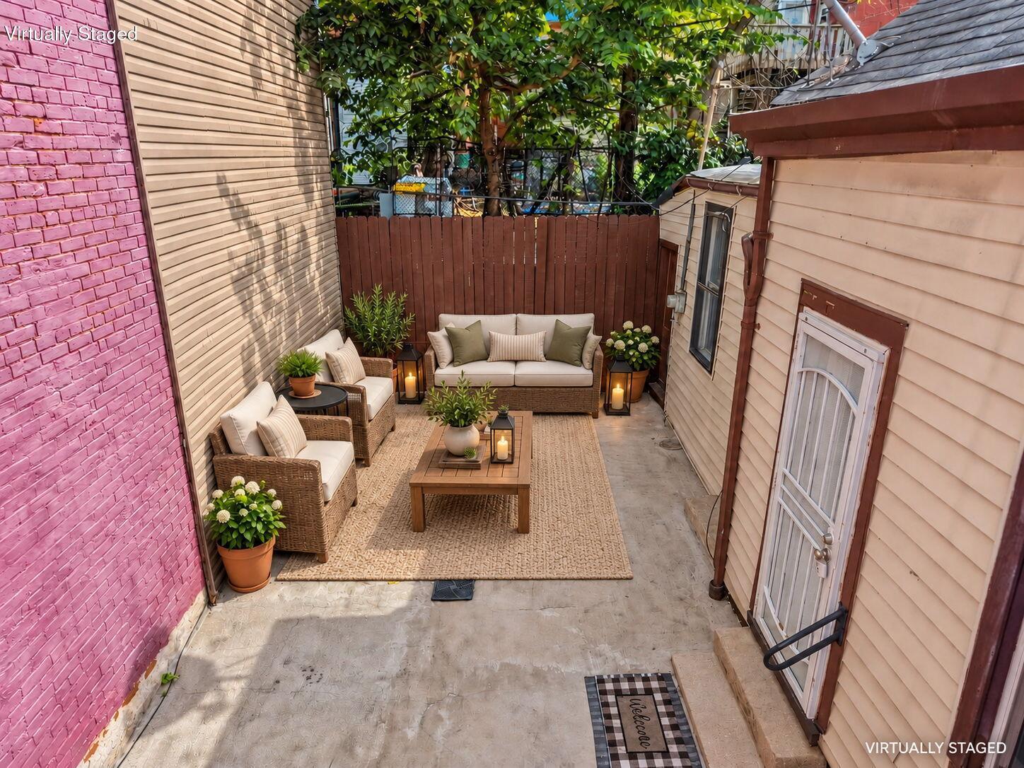 834 Perry Street Property Photo 23