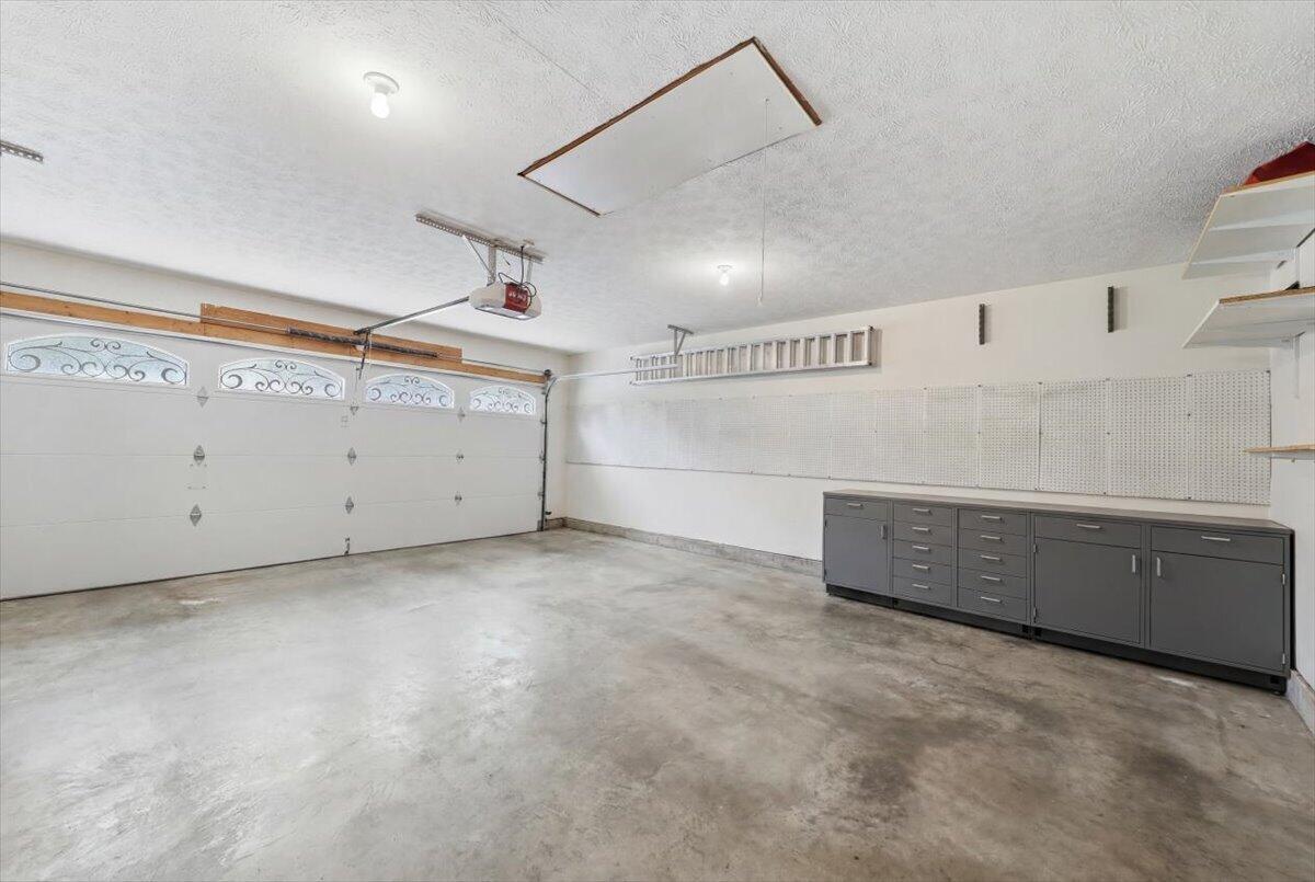 1276 Frogtown Road Property Photo 32