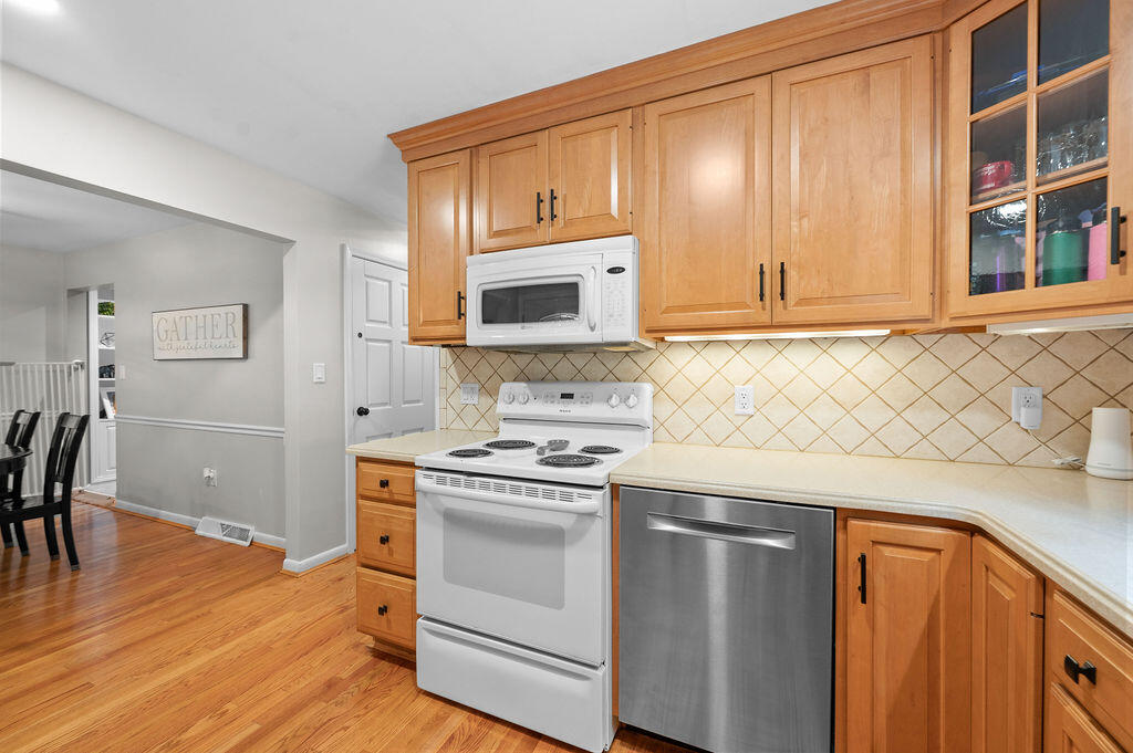 552 Perimeter Drive Property Photo 12