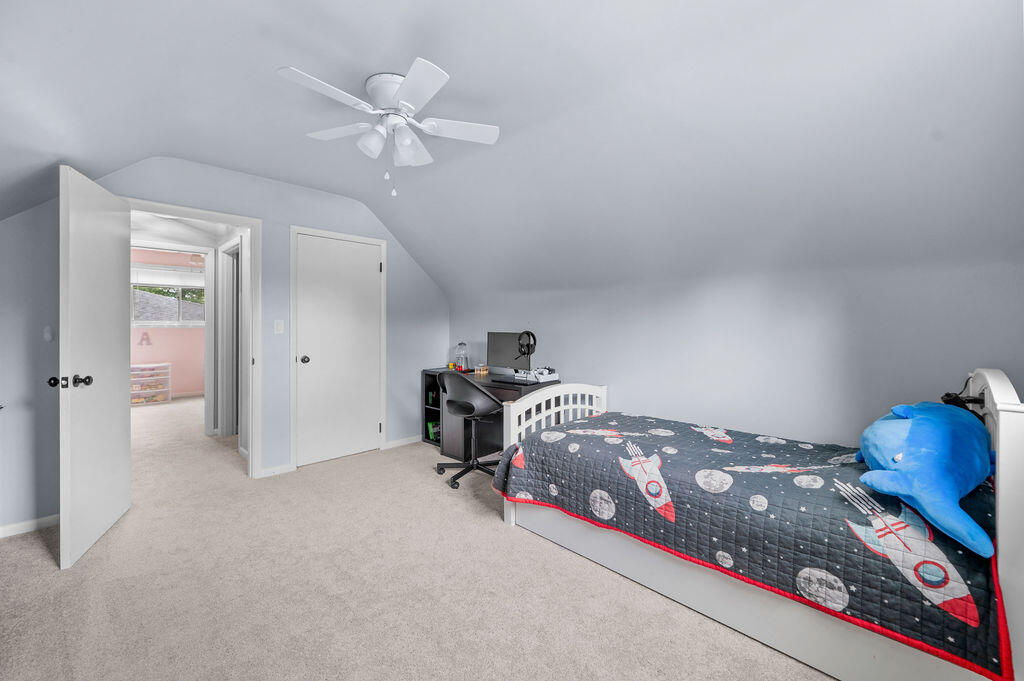 552 Perimeter Drive Property Photo 31