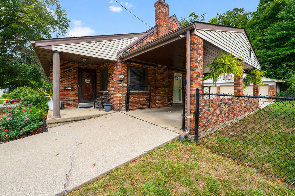 552 Perimeter Drive Property Photo 39