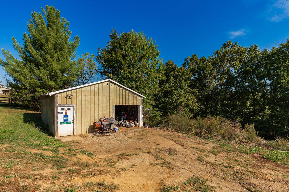 12258 Teegarden Lane Property Photo 5