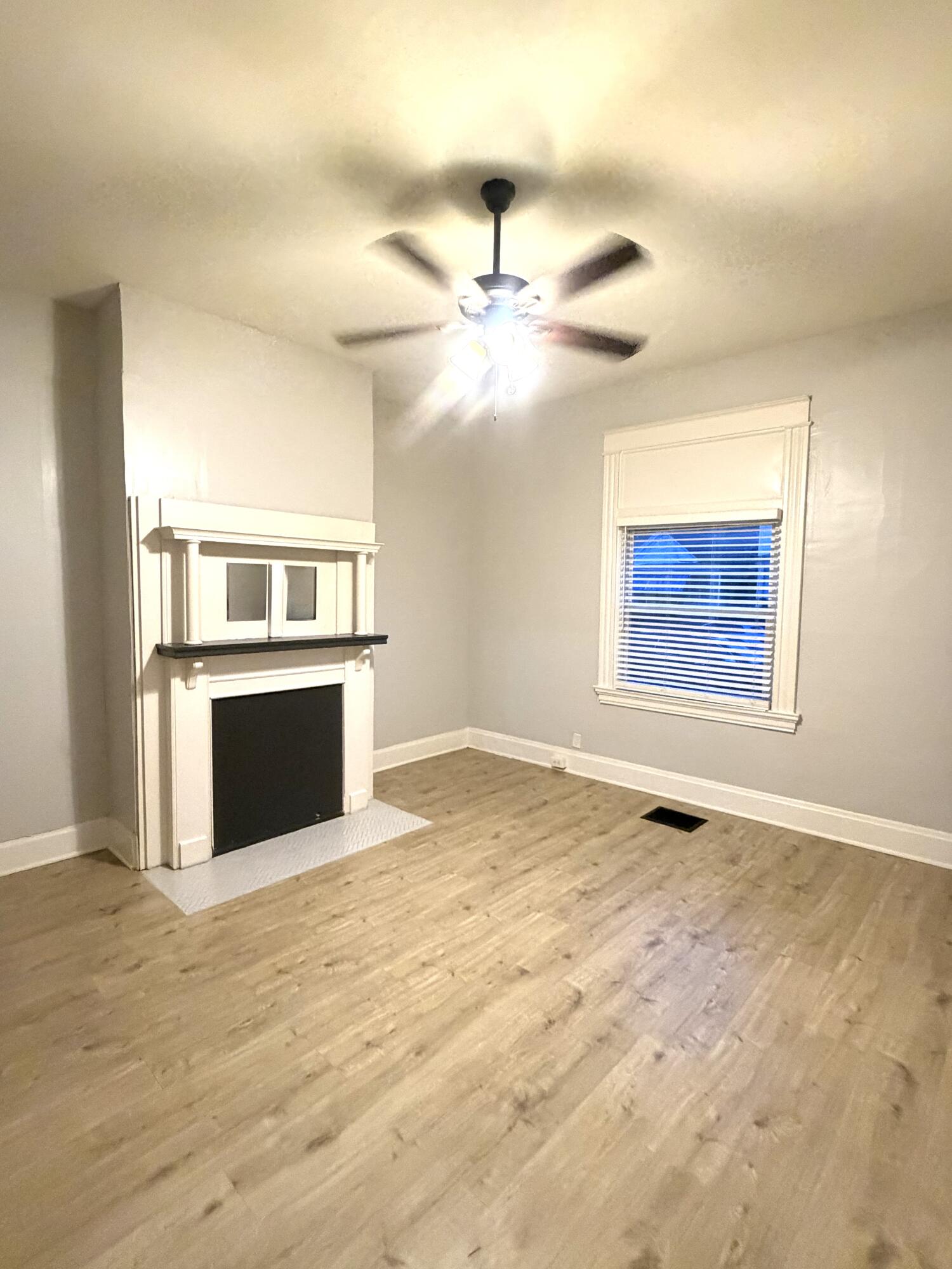 3724 Huntington Avenue Property Photo 6