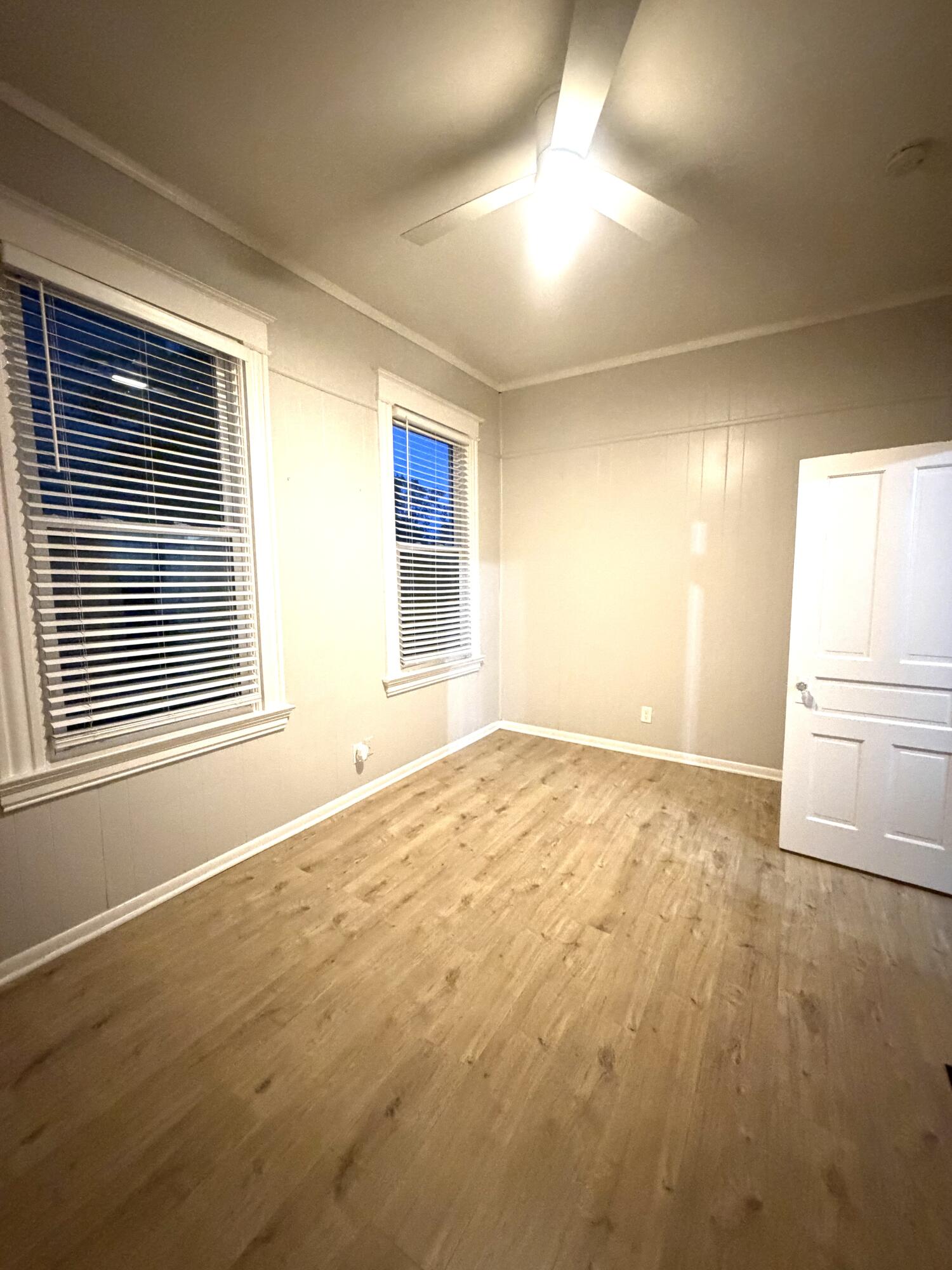 3724 Huntington Avenue Property Photo 16
