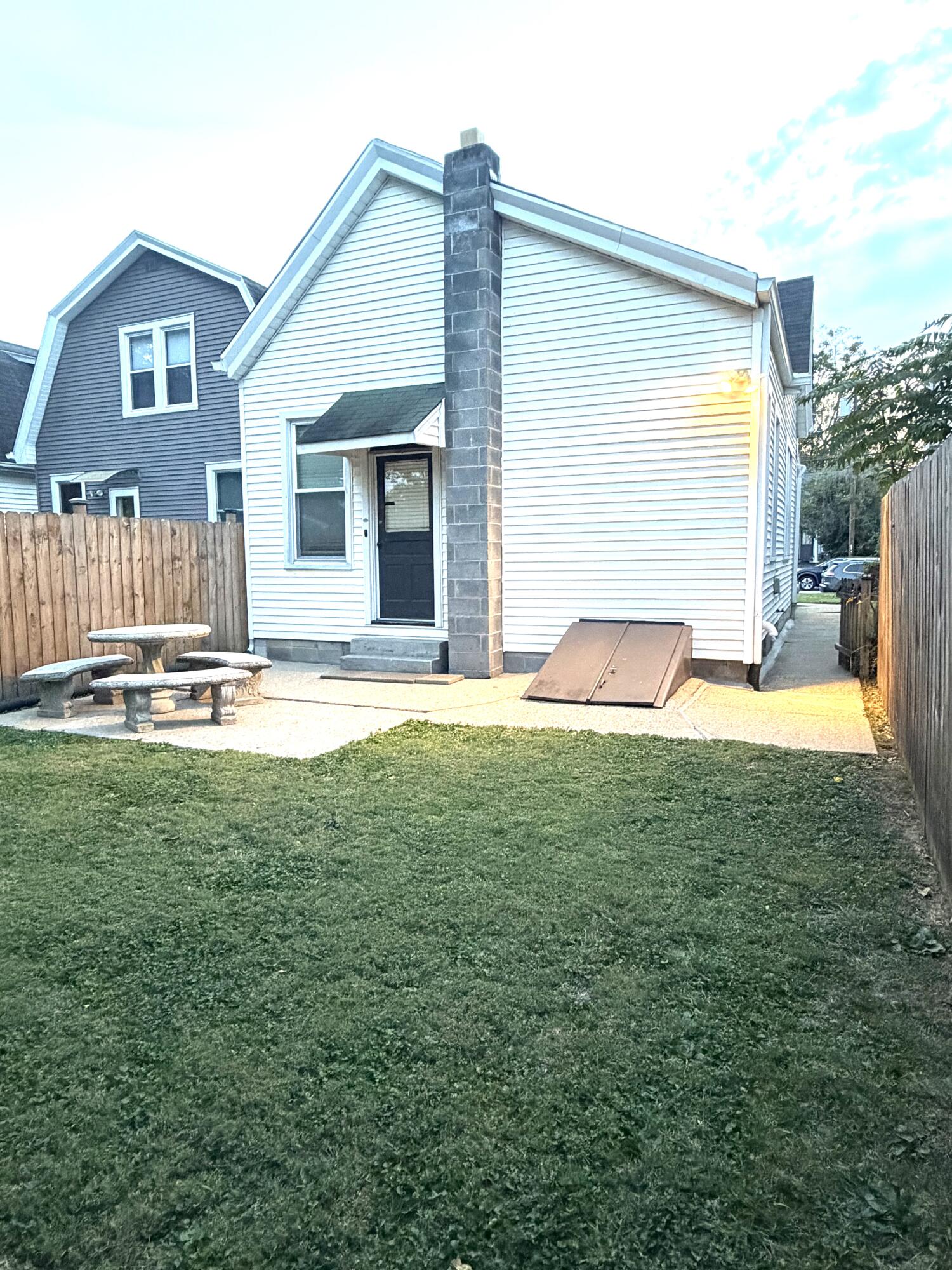 3724 Huntington Avenue Property Photo 22
