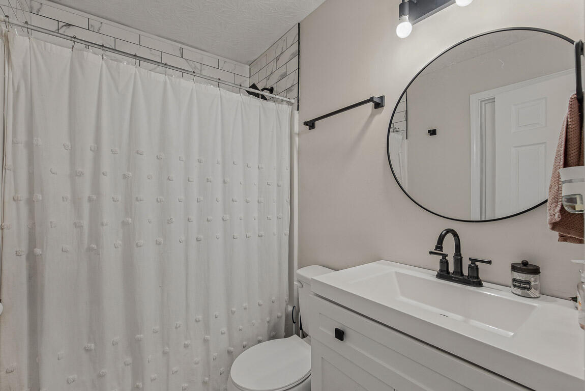 2766 Presidential Drive Property Photo 12