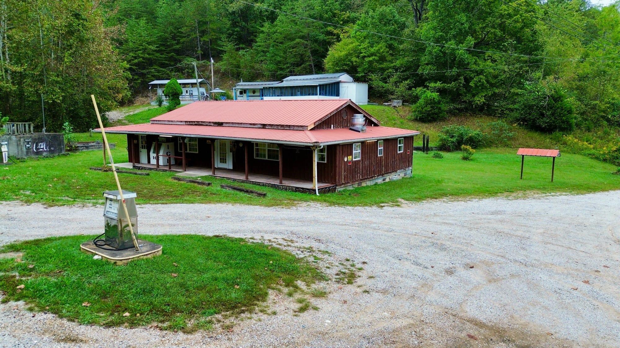 40 Cedgap Road Property Photo 2