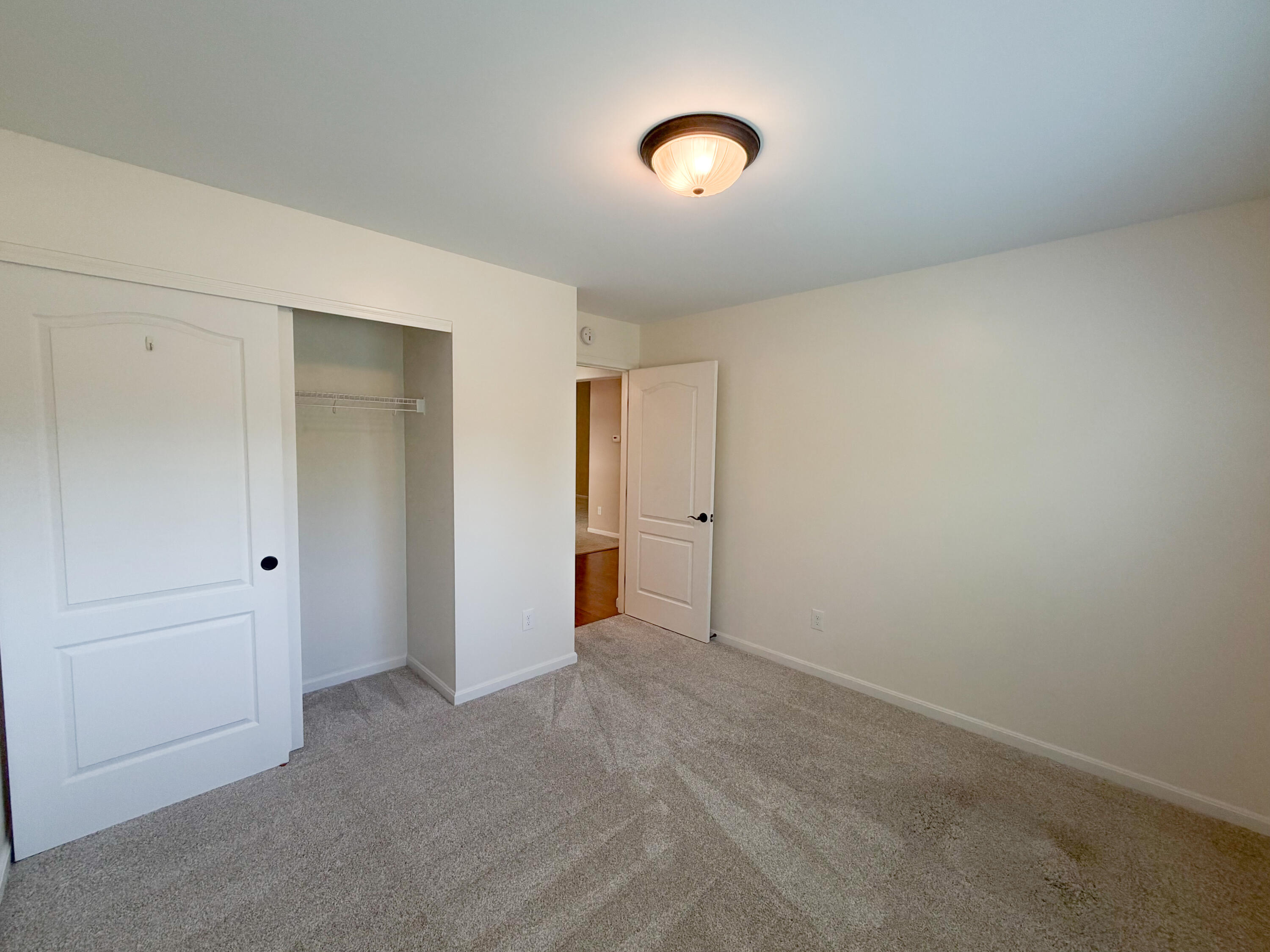 2495 Ormond Drive Property Photo 8