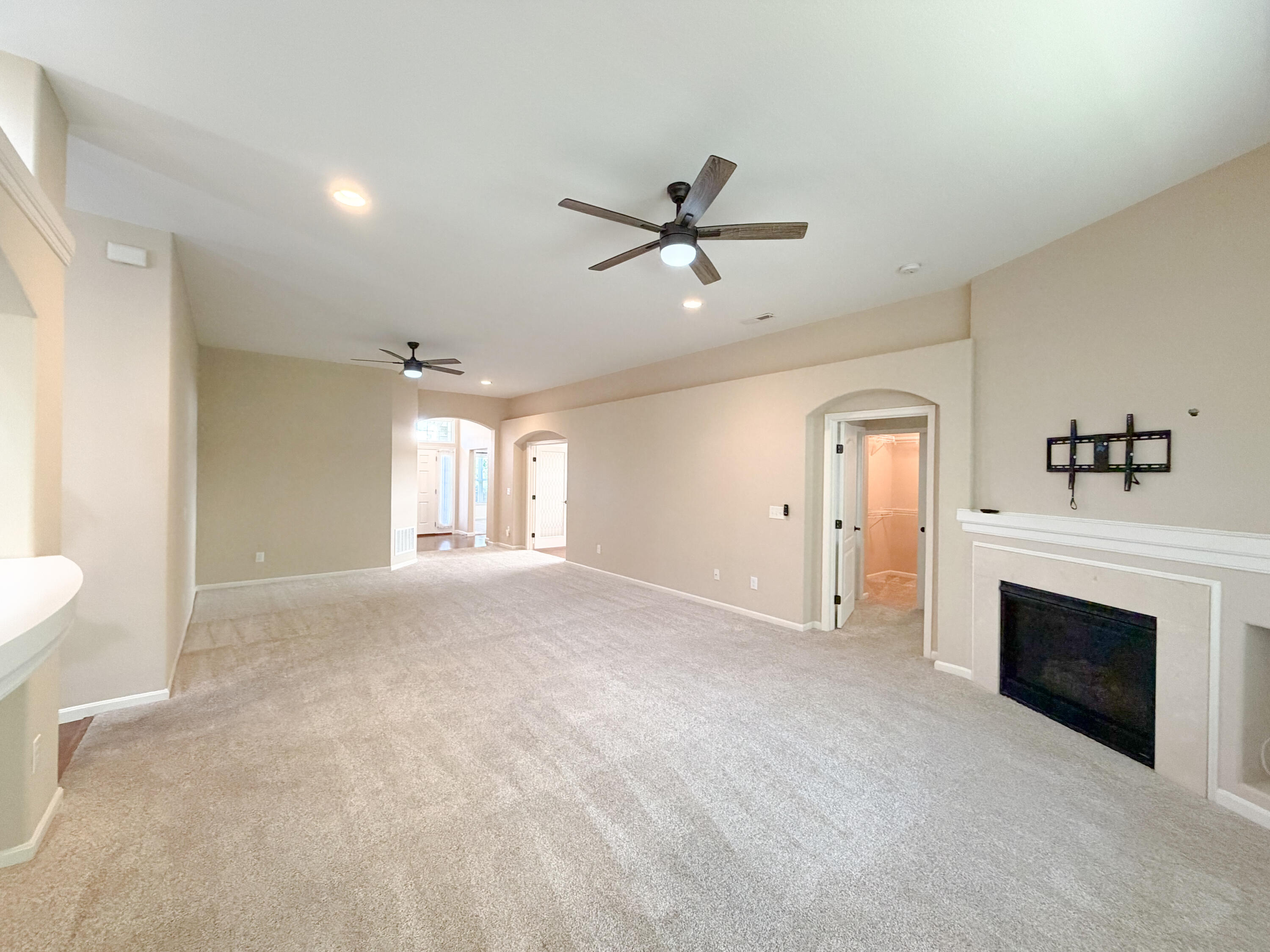 2495 Ormond Drive Property Photo 15