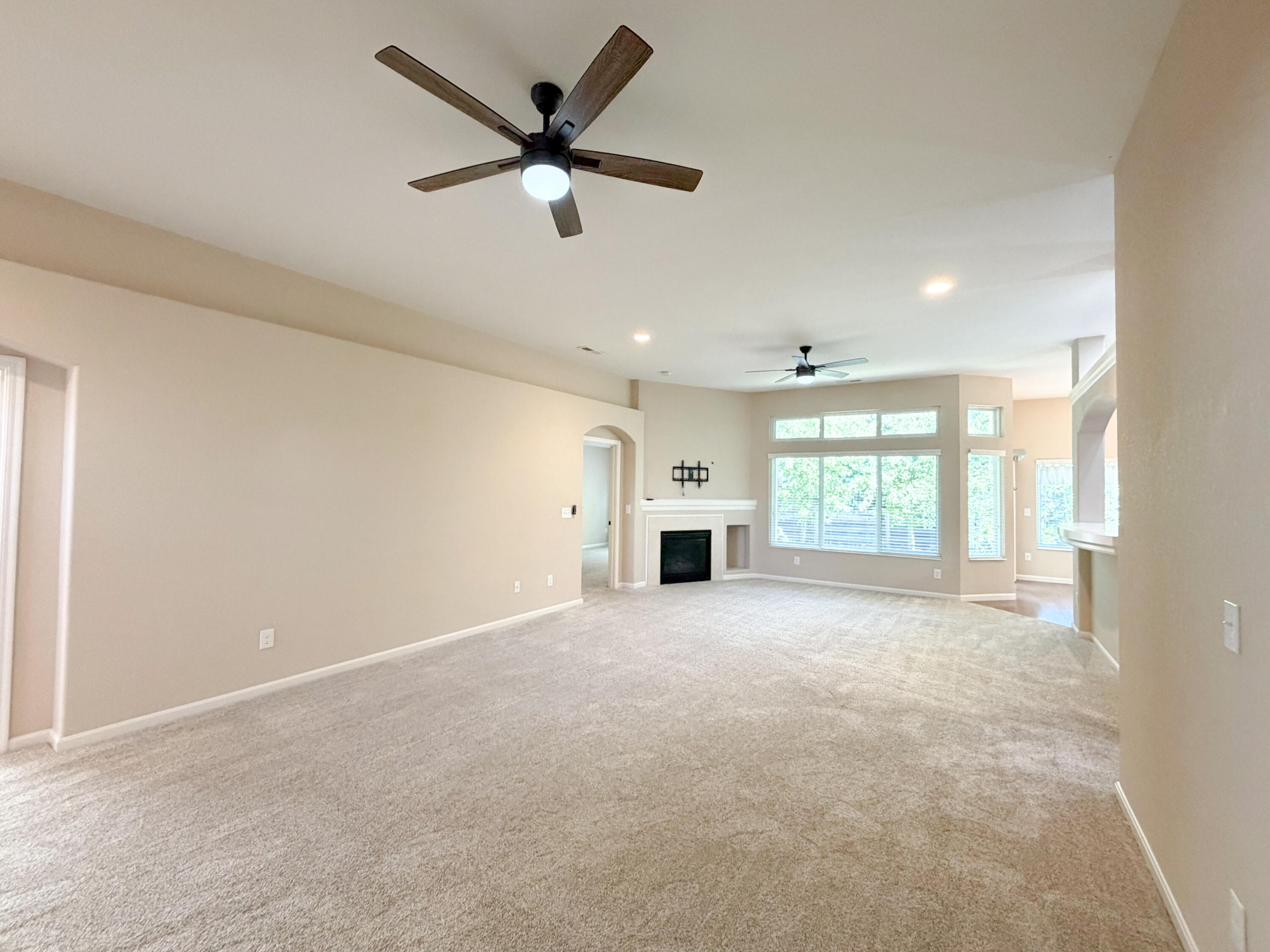 2495 Ormond Drive Property Photo 16