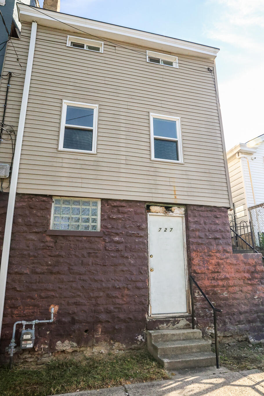 727 Isabella Street Property Photo 1