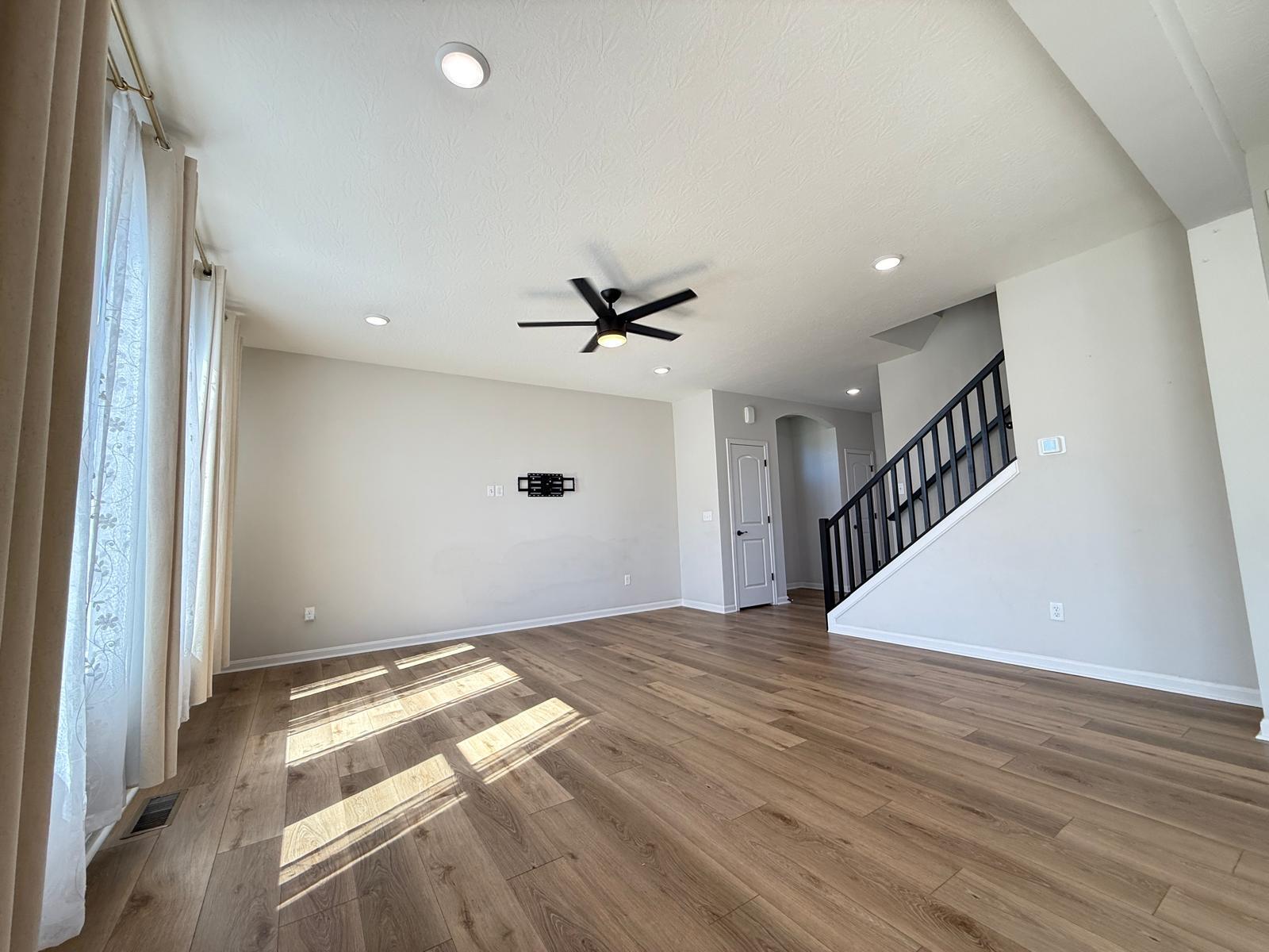 6672 Gordon Boulevard Property Photo 3