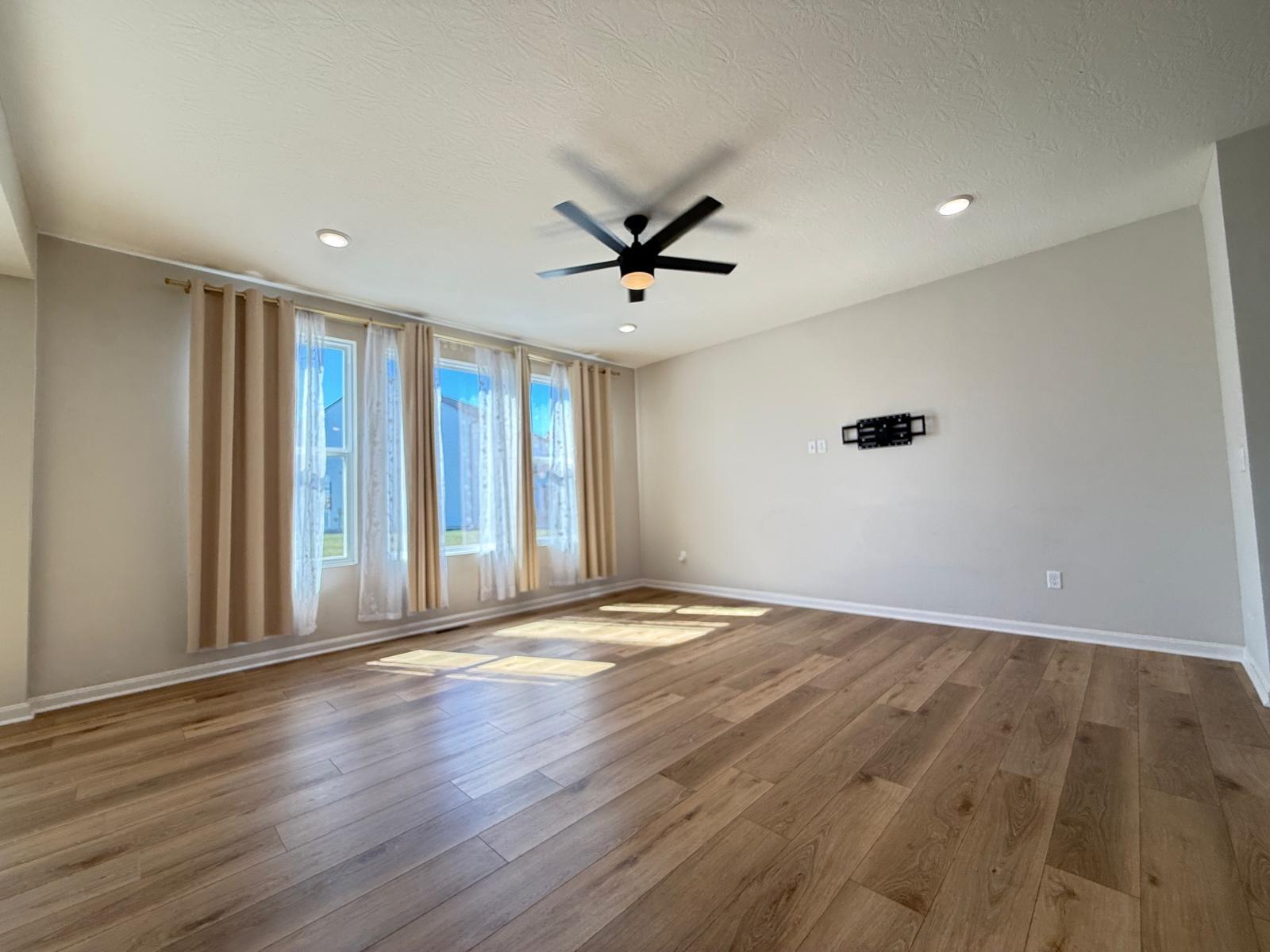 6672 Gordon Boulevard Property Photo 4