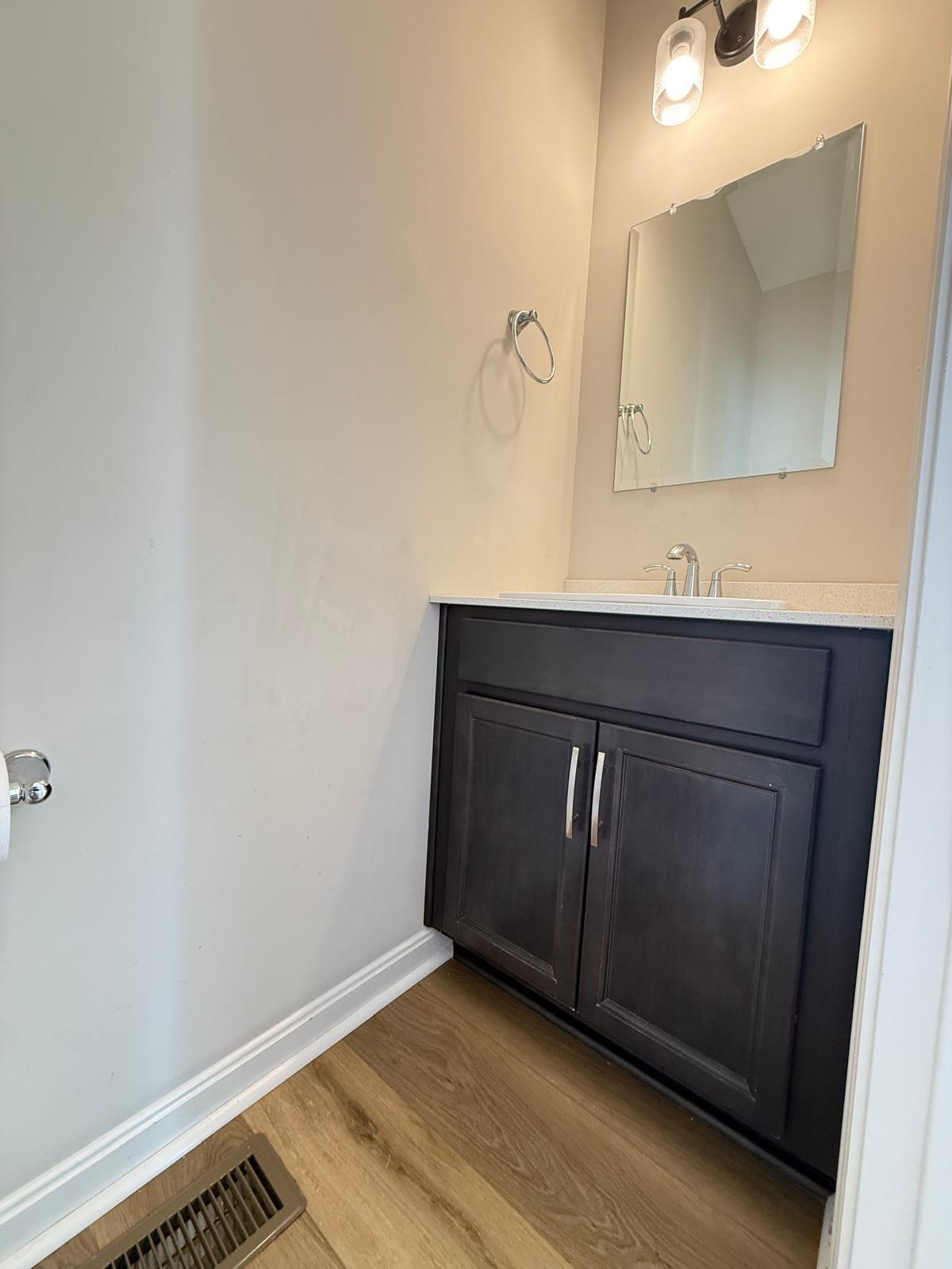 6672 Gordon Boulevard Property Photo 11