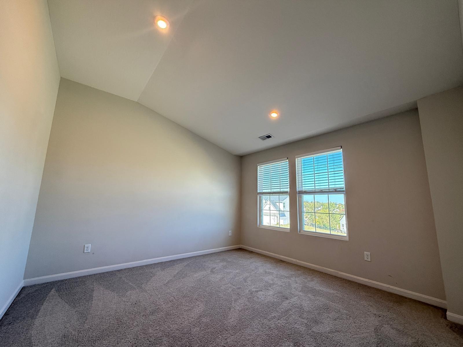 6672 Gordon Boulevard Property Photo 20