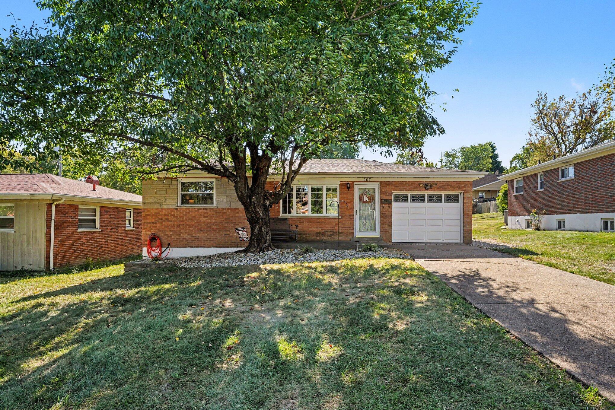107 Lee Street Property Photo