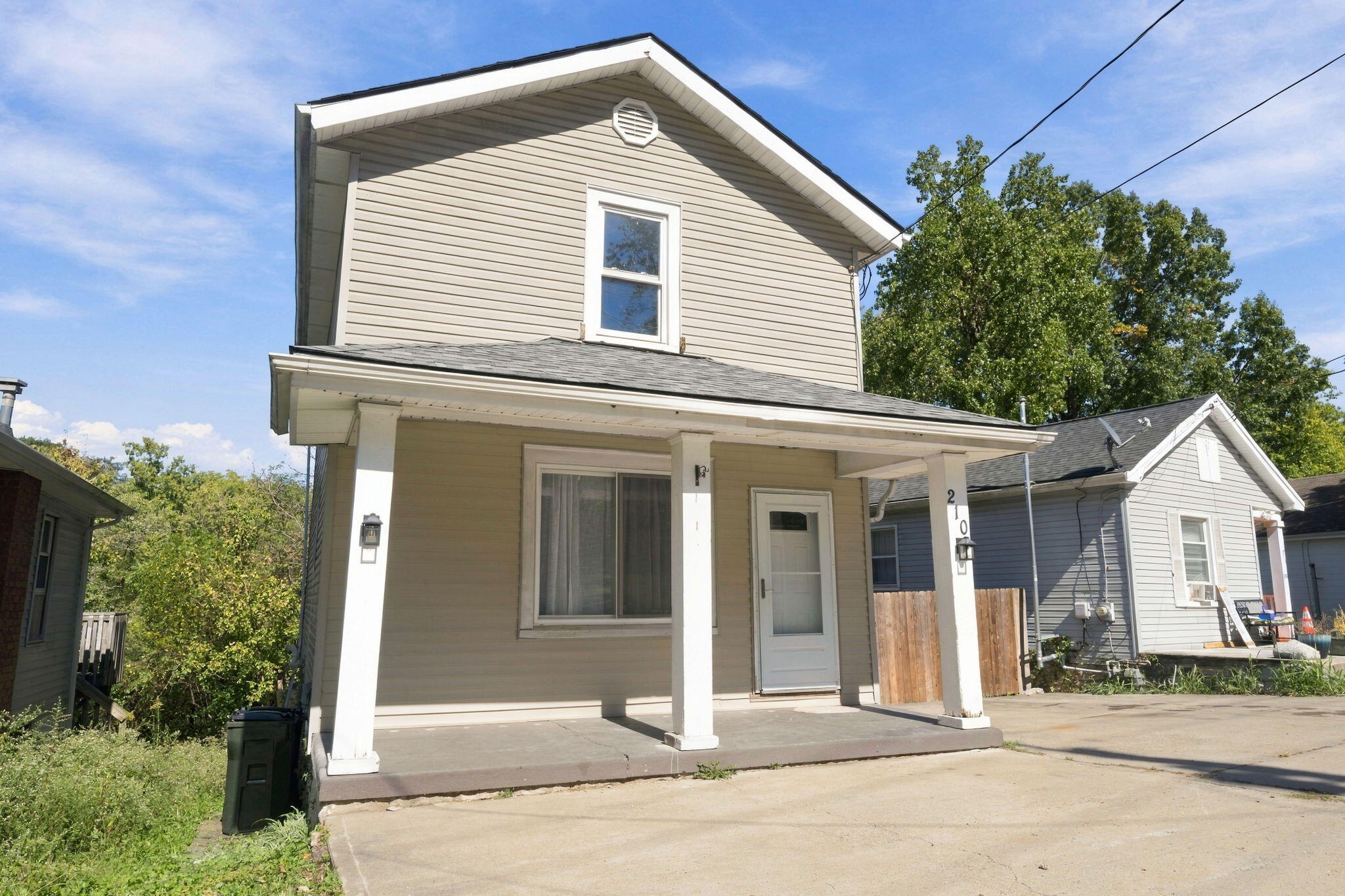 210 Grand Avenue Property Photo 1
