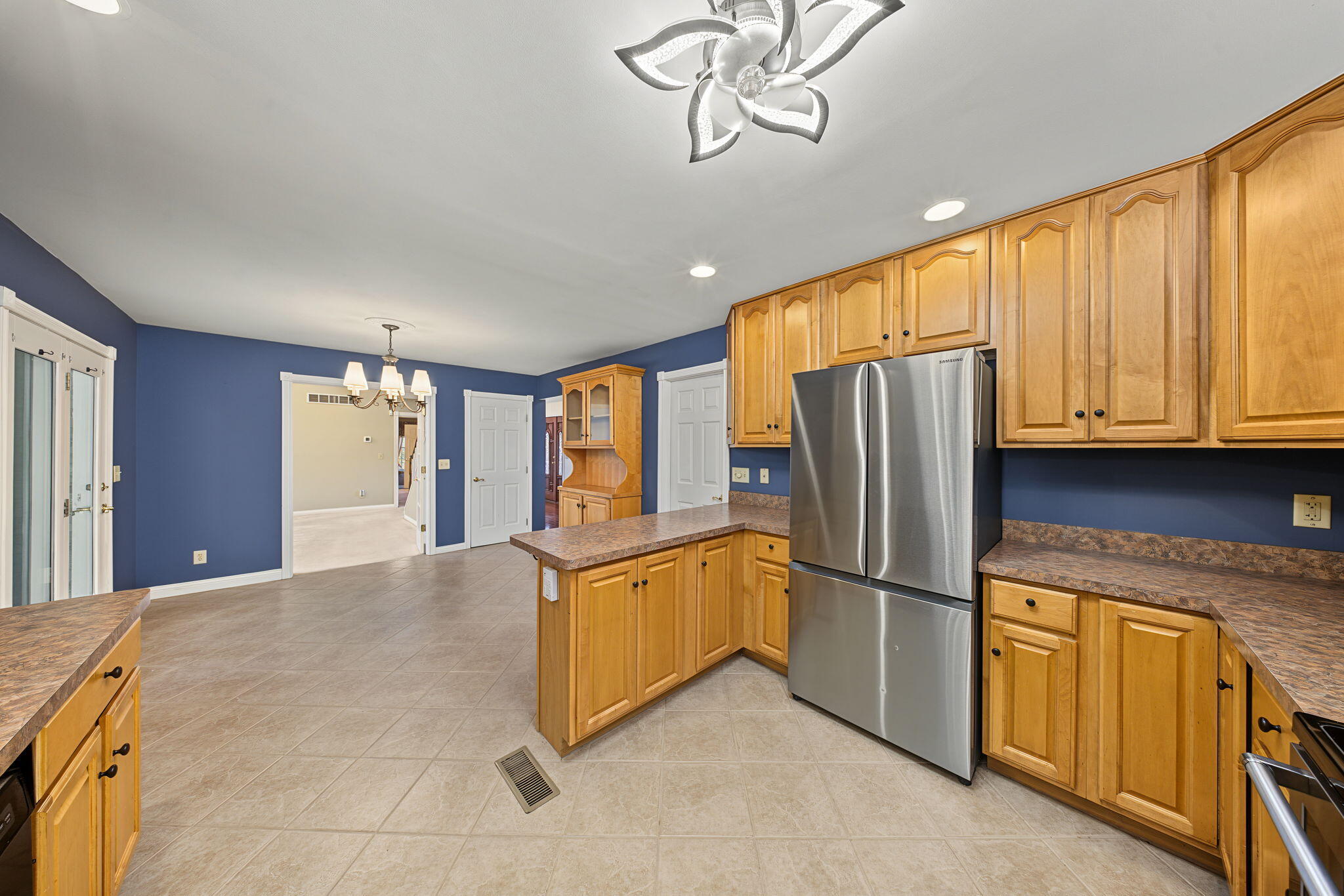 1780 Perry Lane Property Photo 14