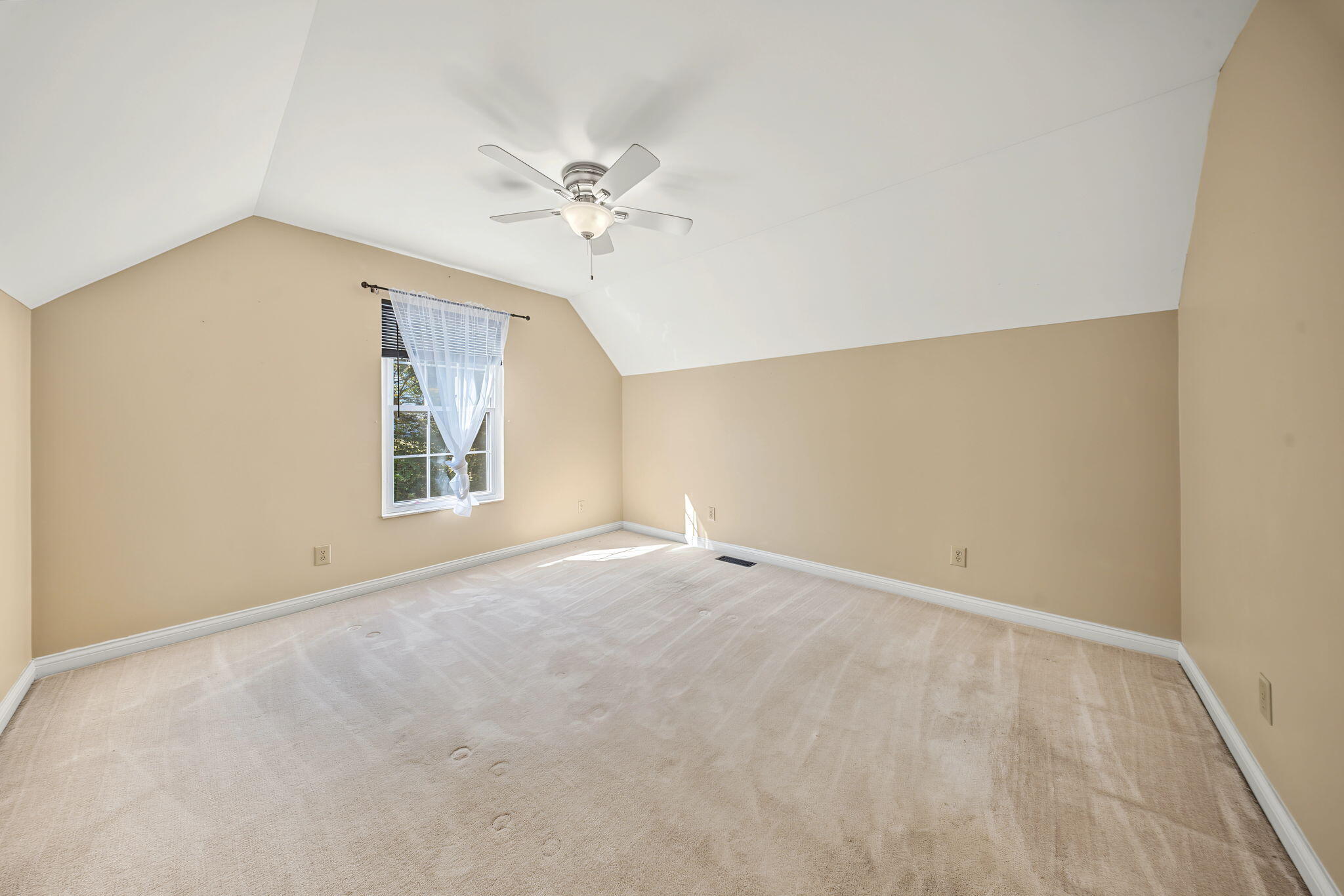 1780 Perry Lane Property Photo 27