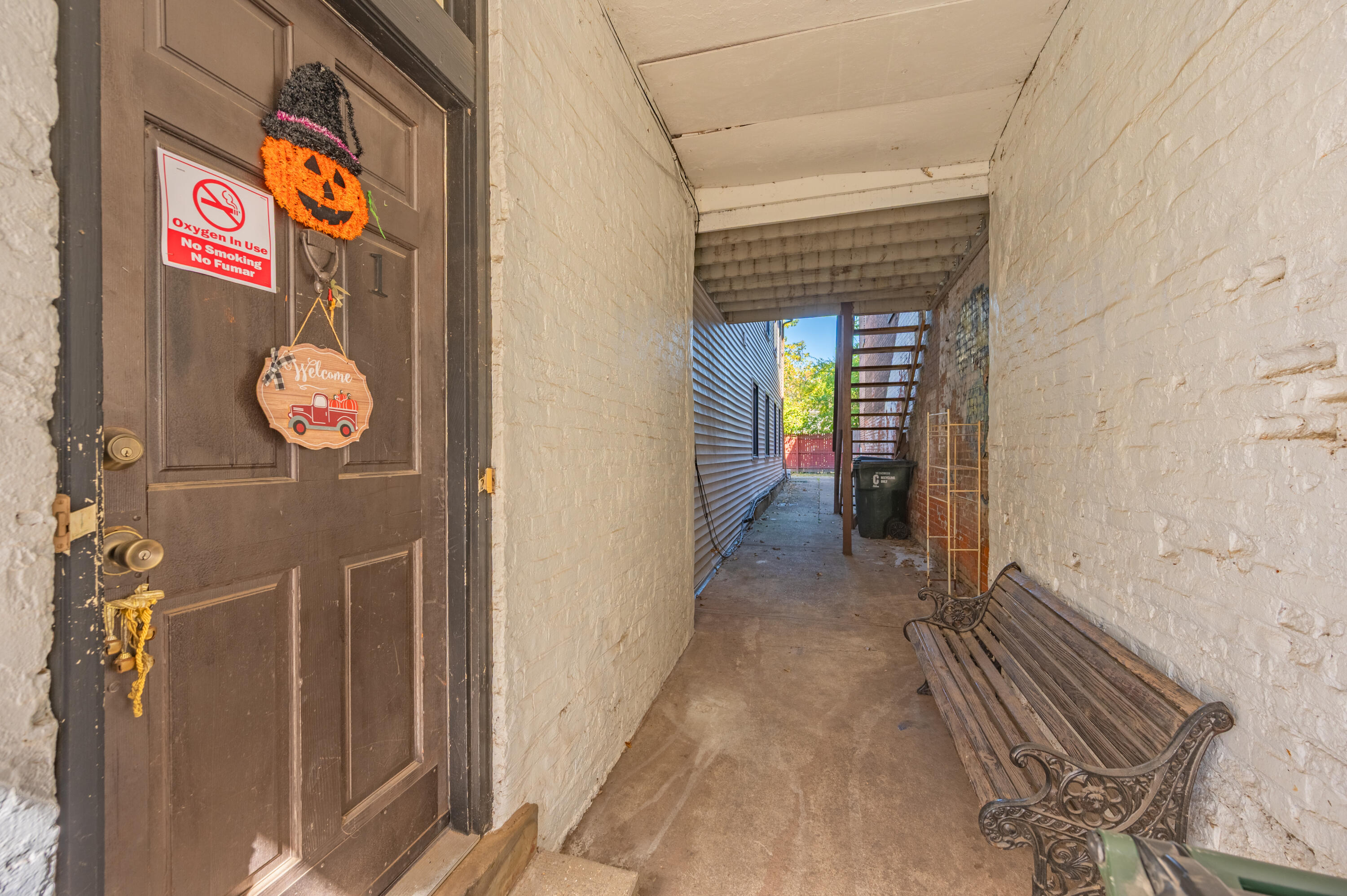 224 E Robbins Street Property Photo 34