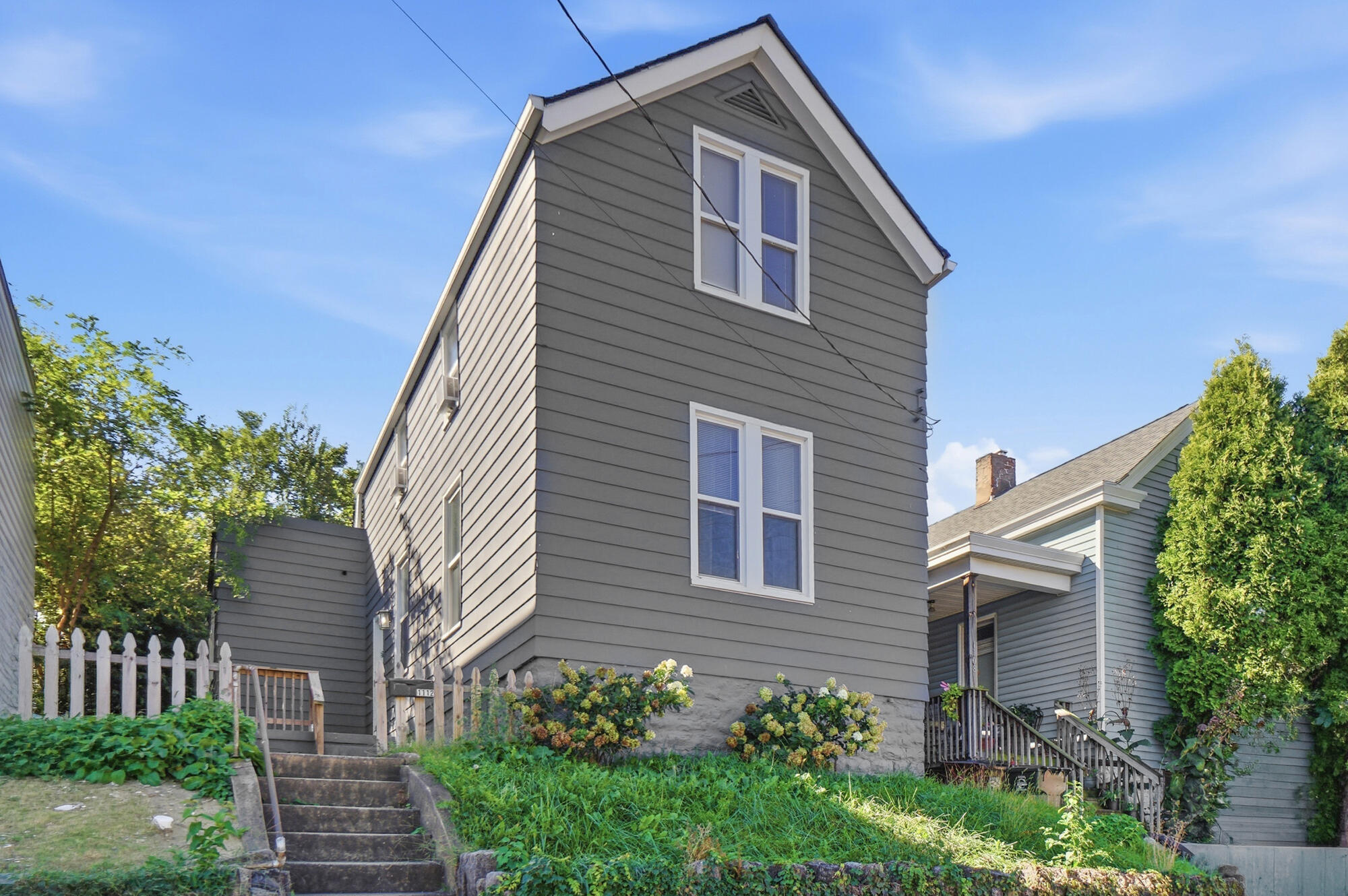 1112 5th Avenue Property Photo 1