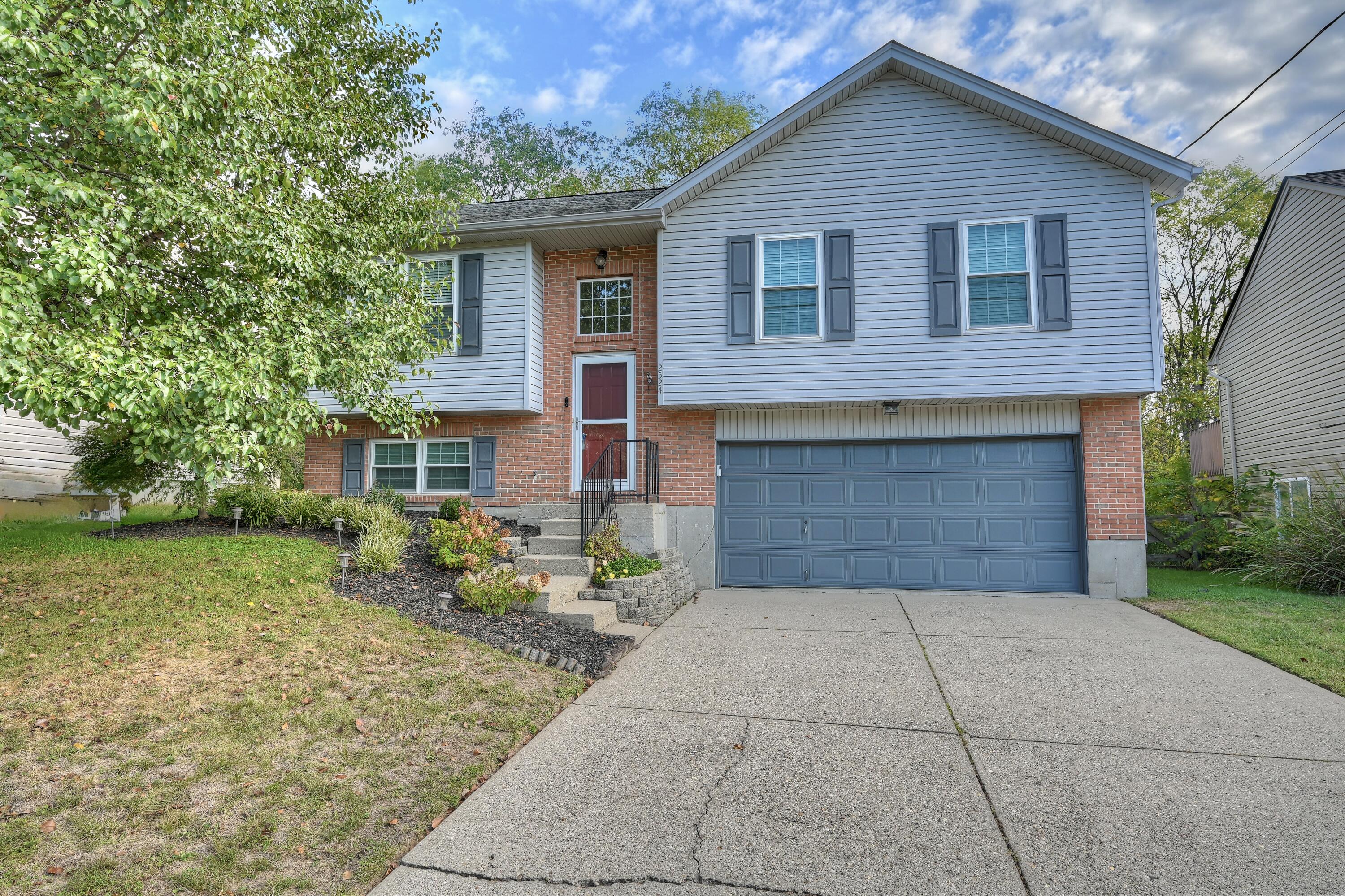2524 Evergreen Drive Property Photo 1