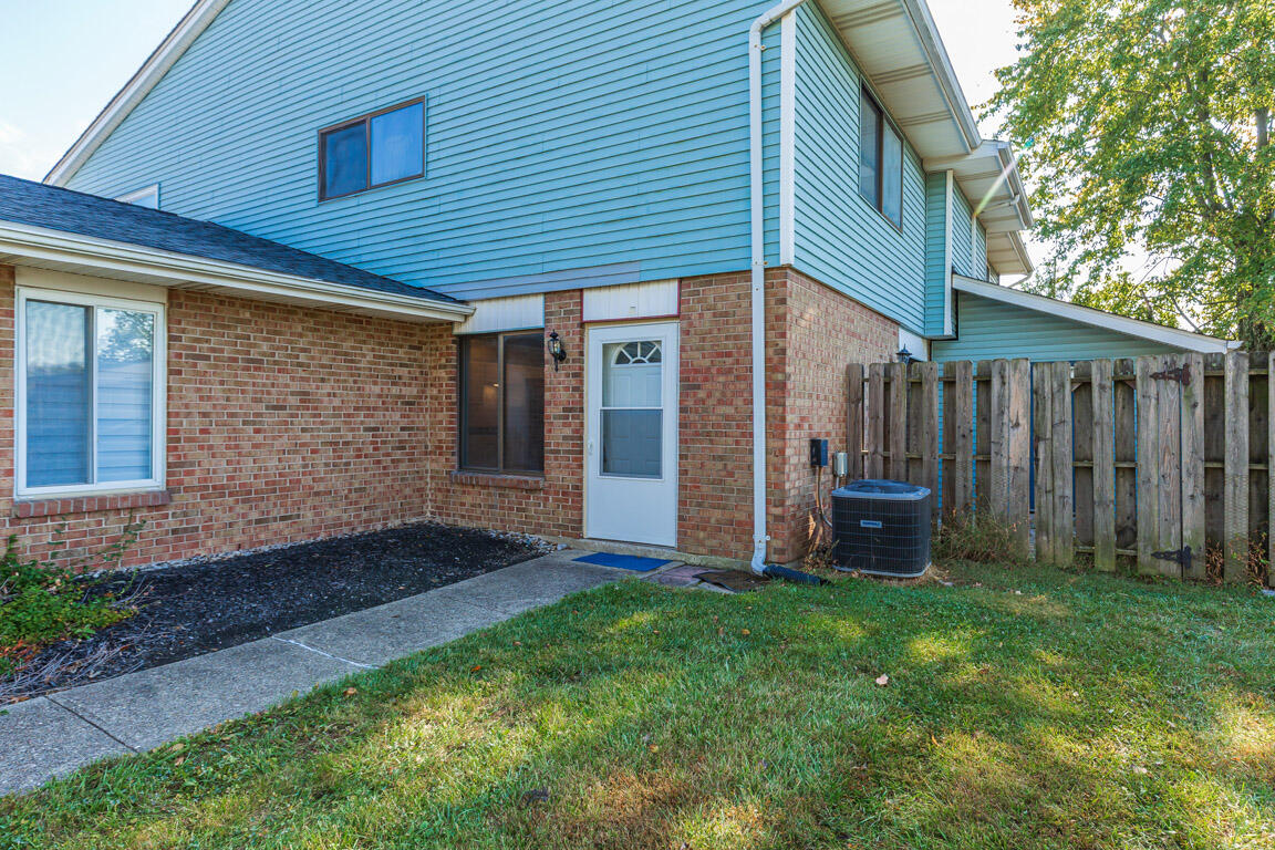1067 Oakgrove Court, 2 Property Photo 1