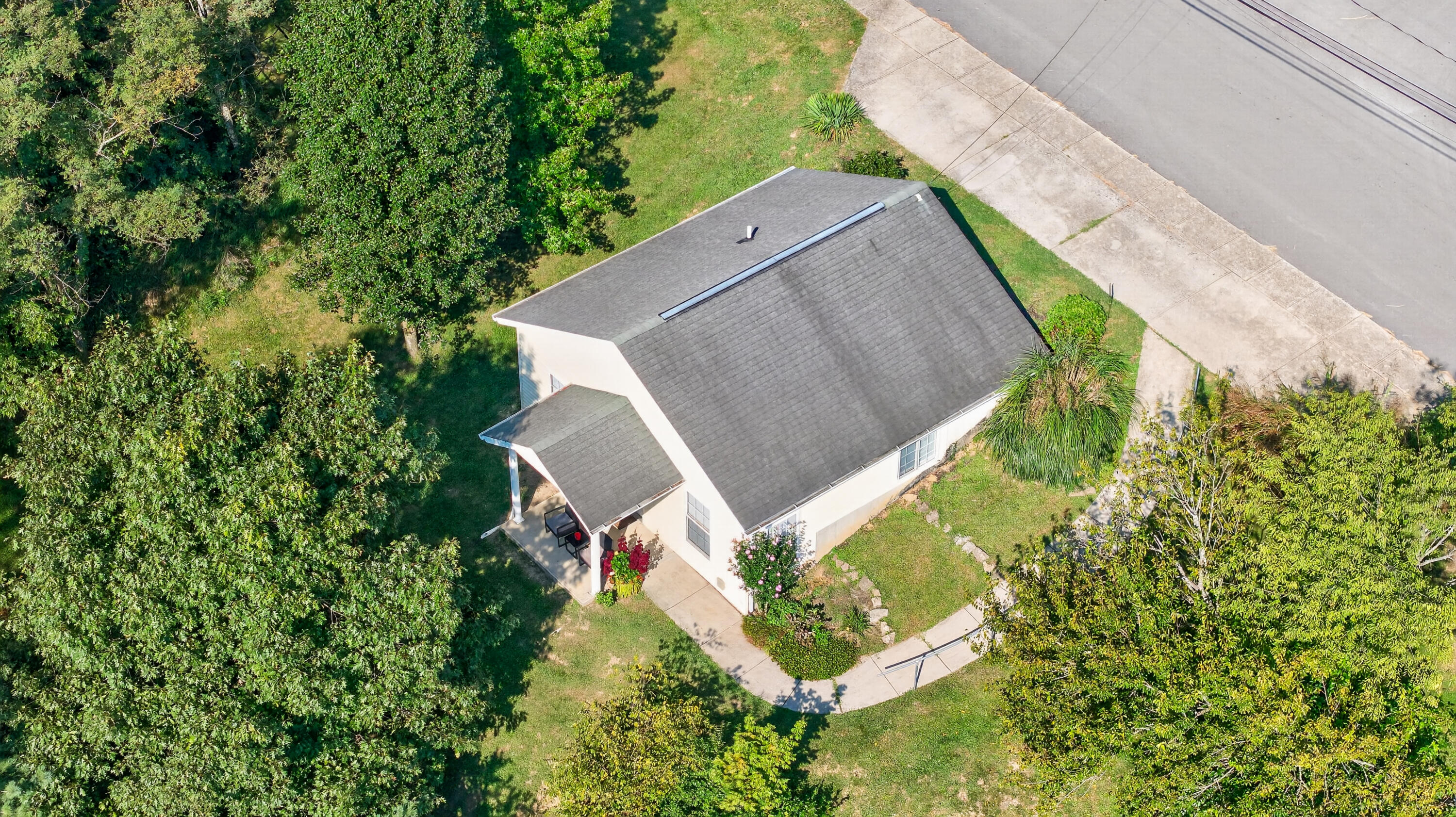 435 Old Corinth Owenton Road Property Photo 1