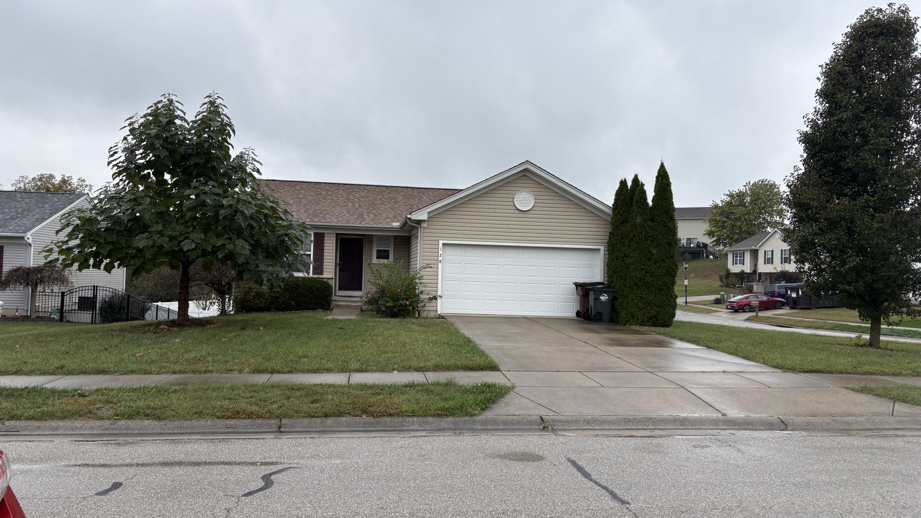 128 Mary Elizabeth Court Property Photo 1