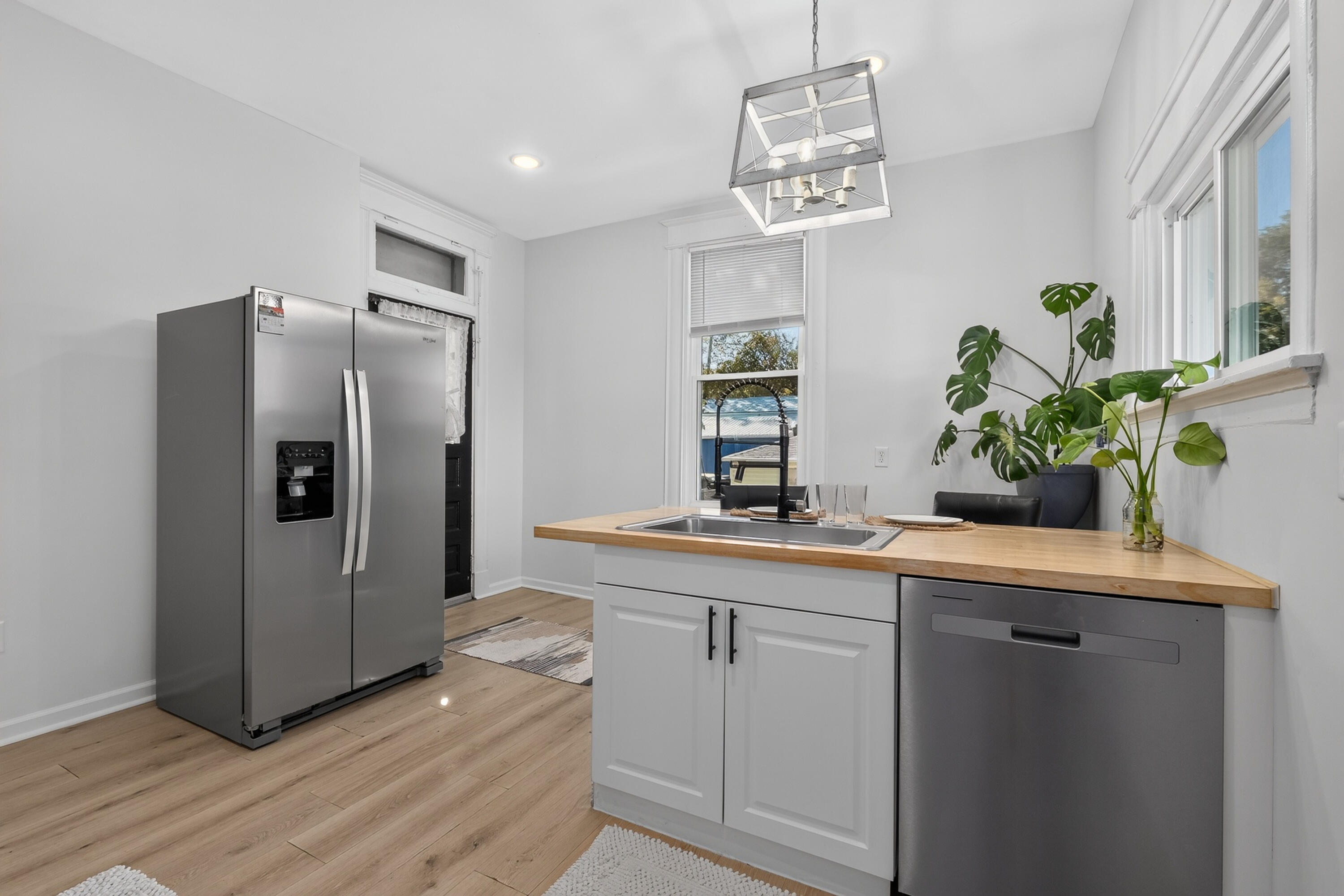 2301 Madison Avenue Property Photo 11