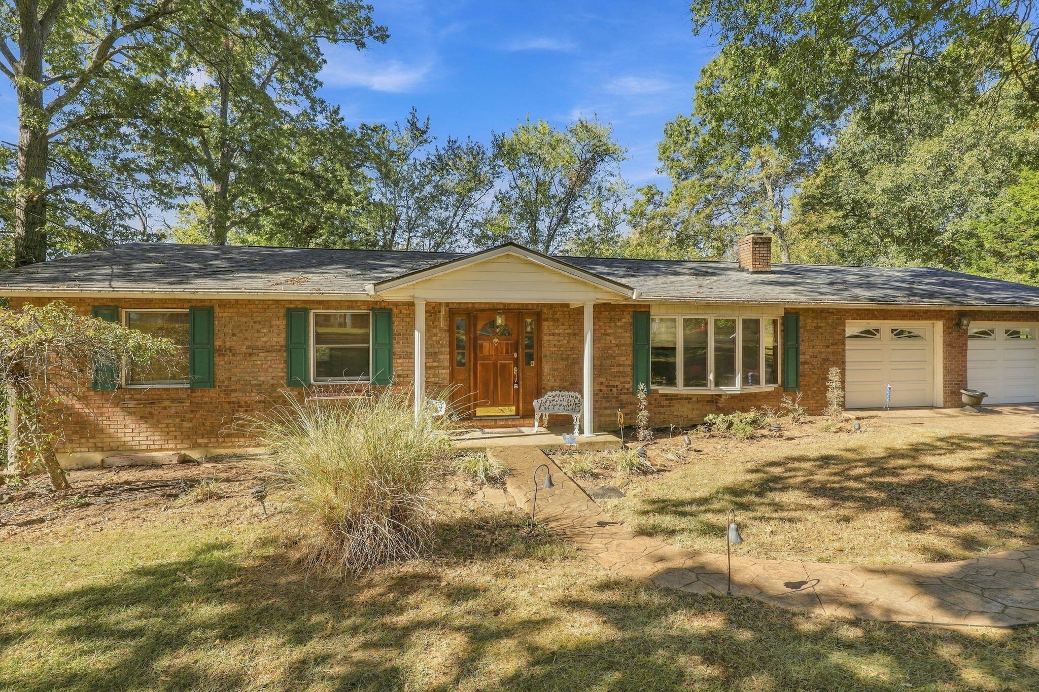 5064 Gary Lane Property Photo 4