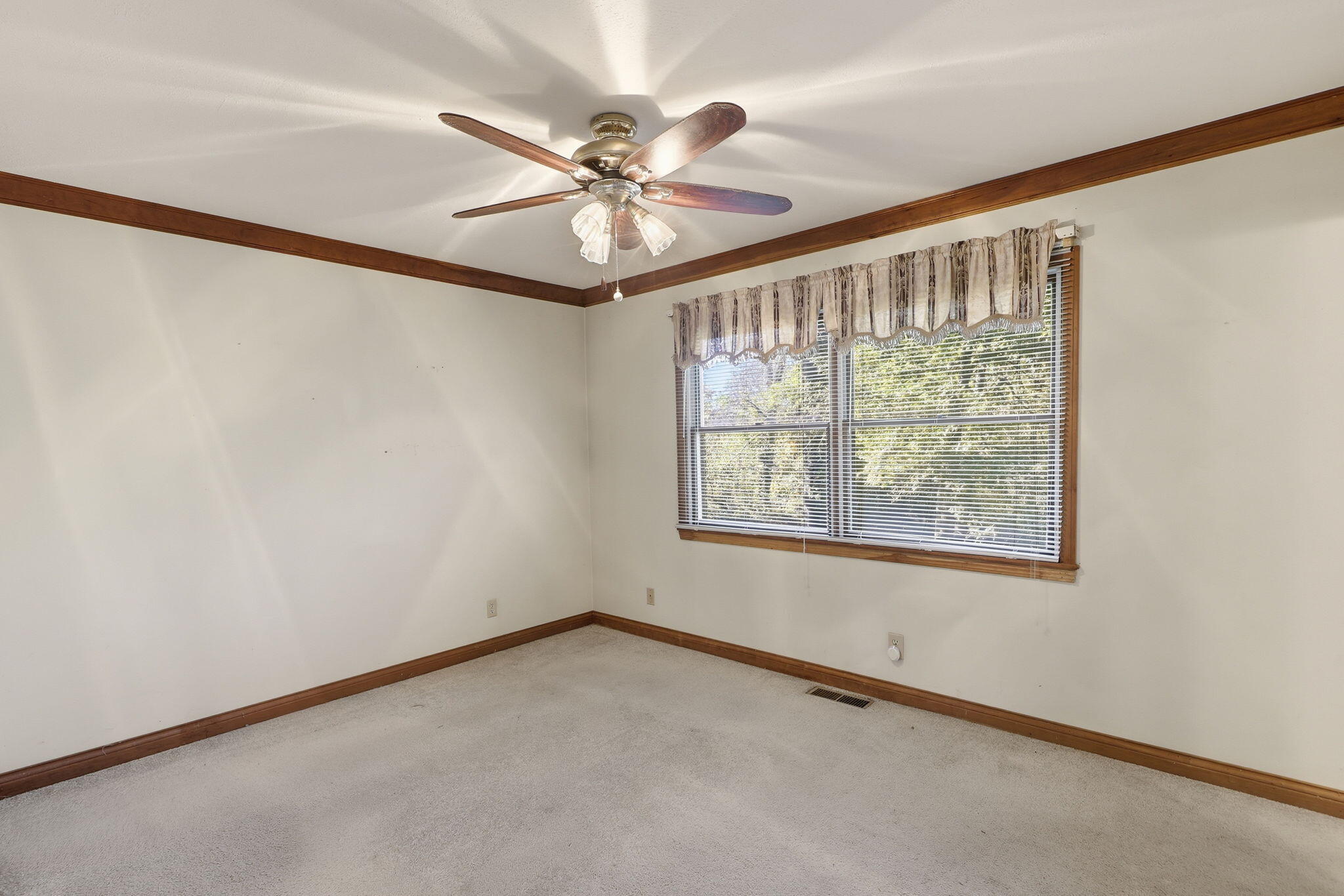 5064 Gary Lane Property Photo 27