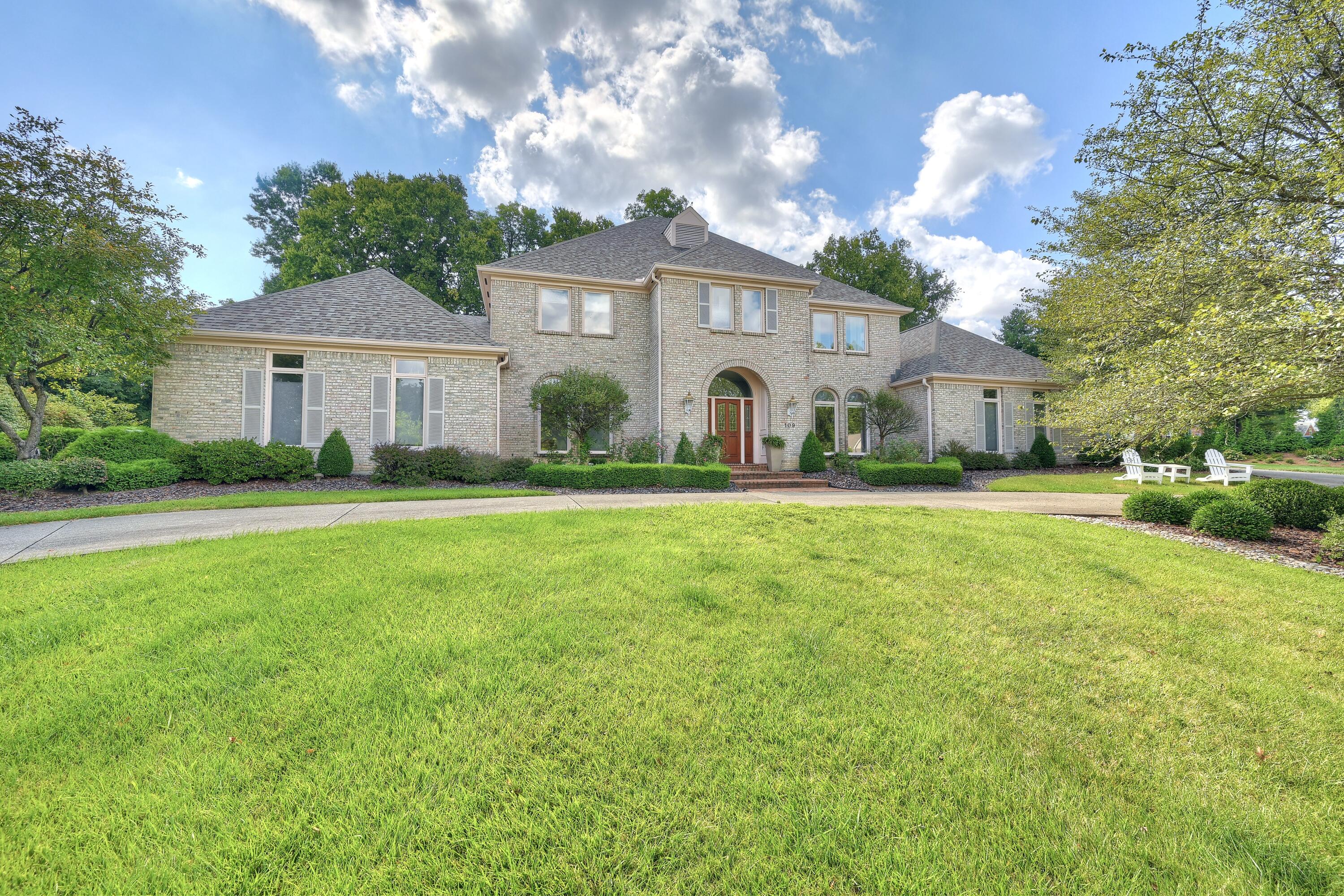 109 Brittany Court Property Photo 1
