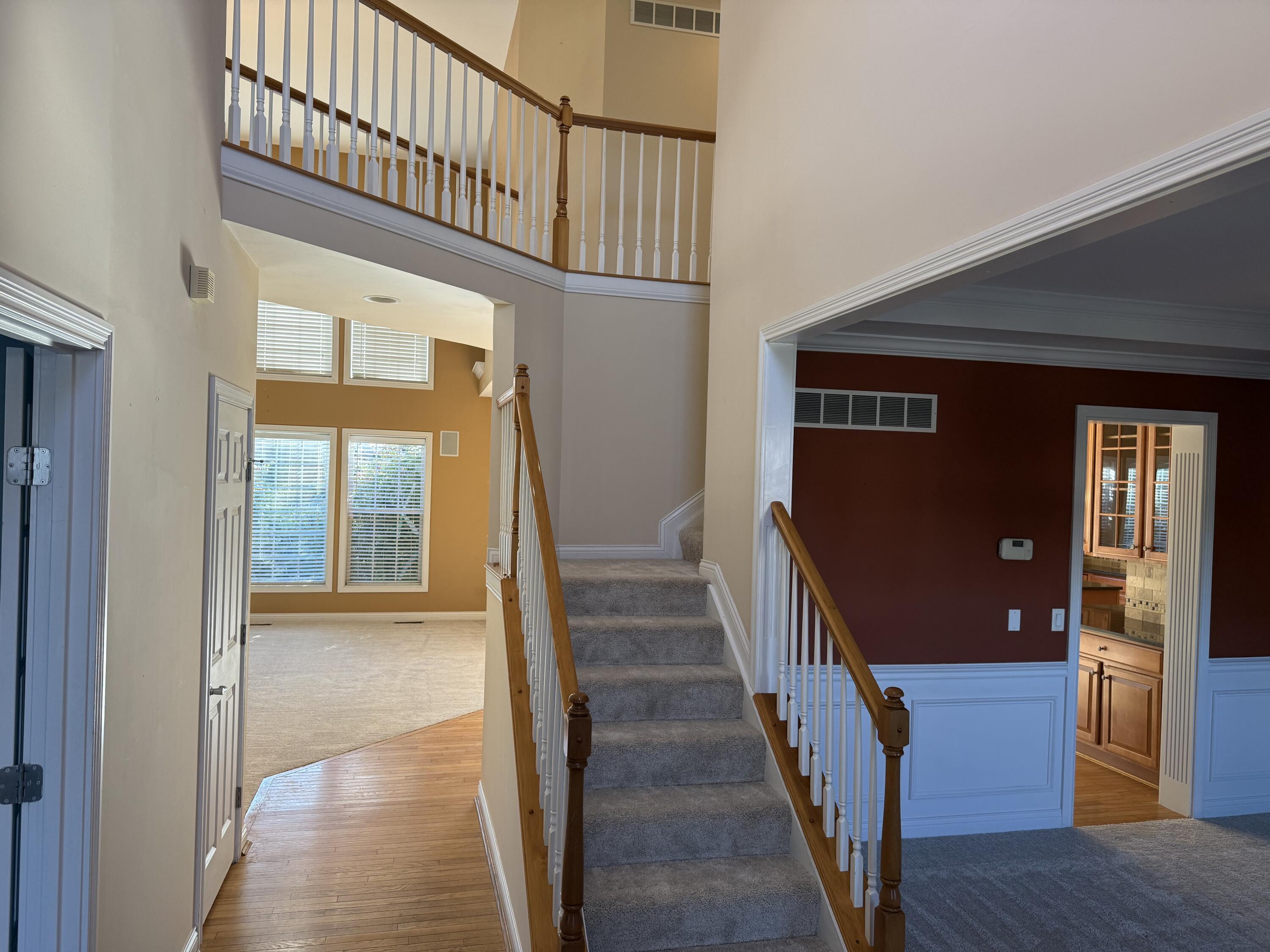 1835 Farmhouse Way Property Photo 4