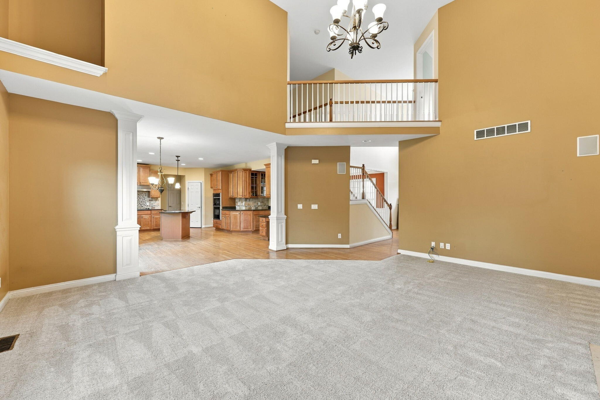 1835 Farmhouse Way Property Photo 8