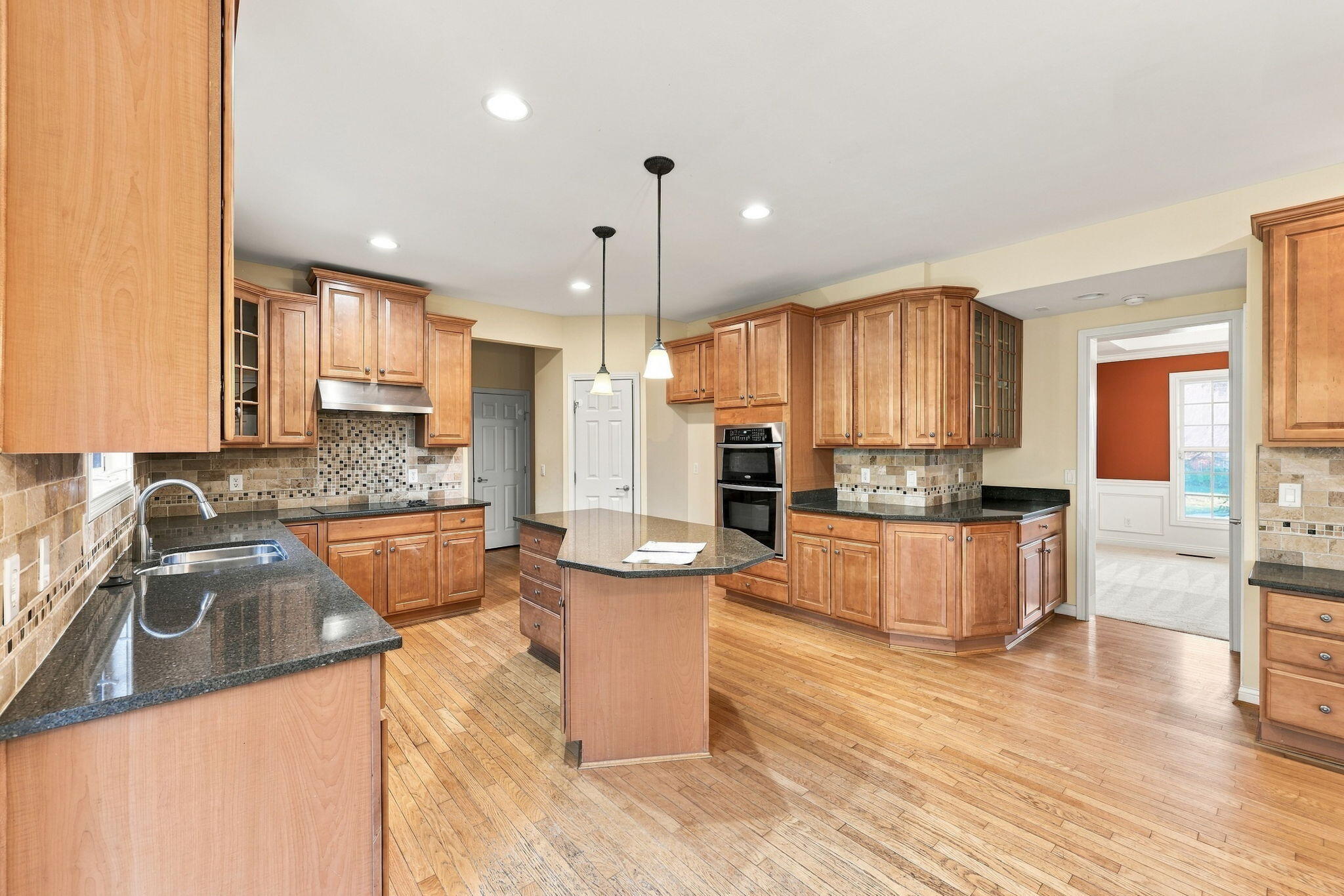 1835 Farmhouse Way Property Photo 10