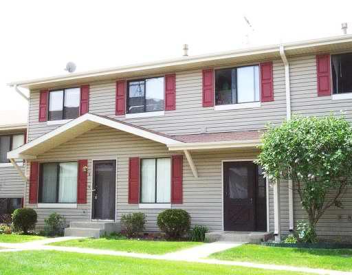 29w572 Winchester Circle 2 Property Photo 1