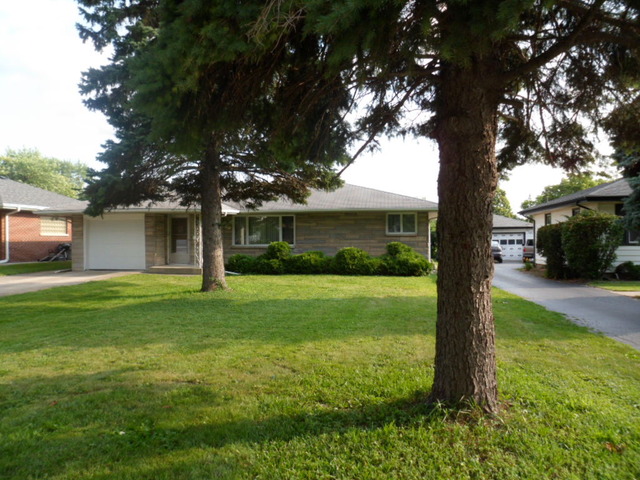 549 E 4th Street Property Photo 1
