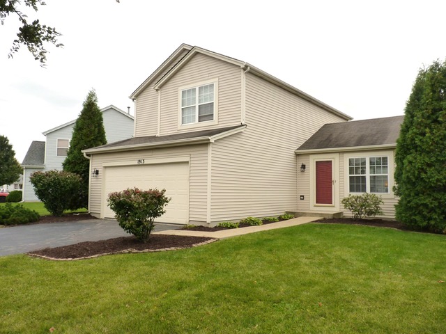 1913 Prairie Ridge Drive Property Photo 1