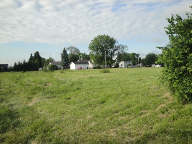 1607 Maple Road Property Photo 8