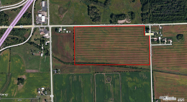 203 W Coal City Road Property Photo 1