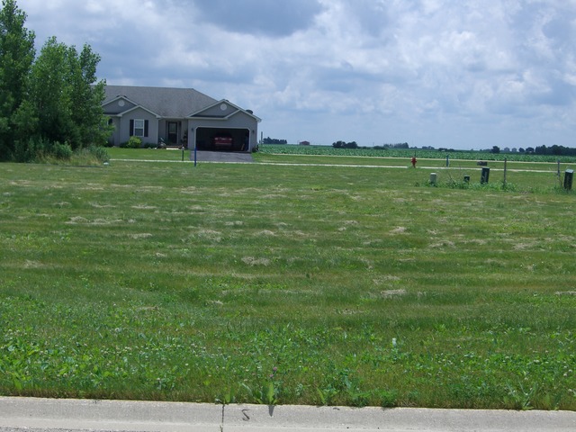 617 BETTY Street Property Photo 1