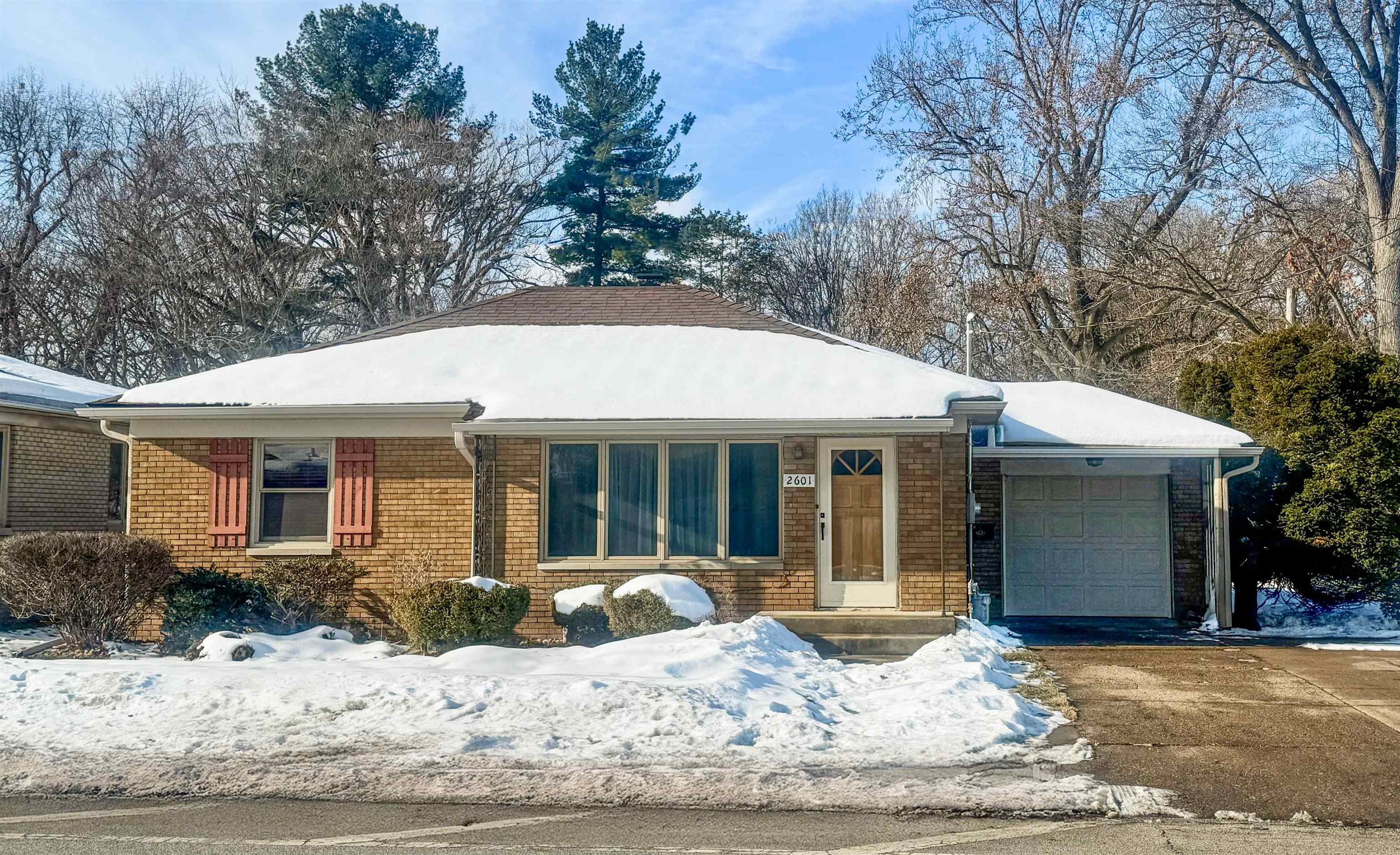 2601 7th Street Property Photo 1